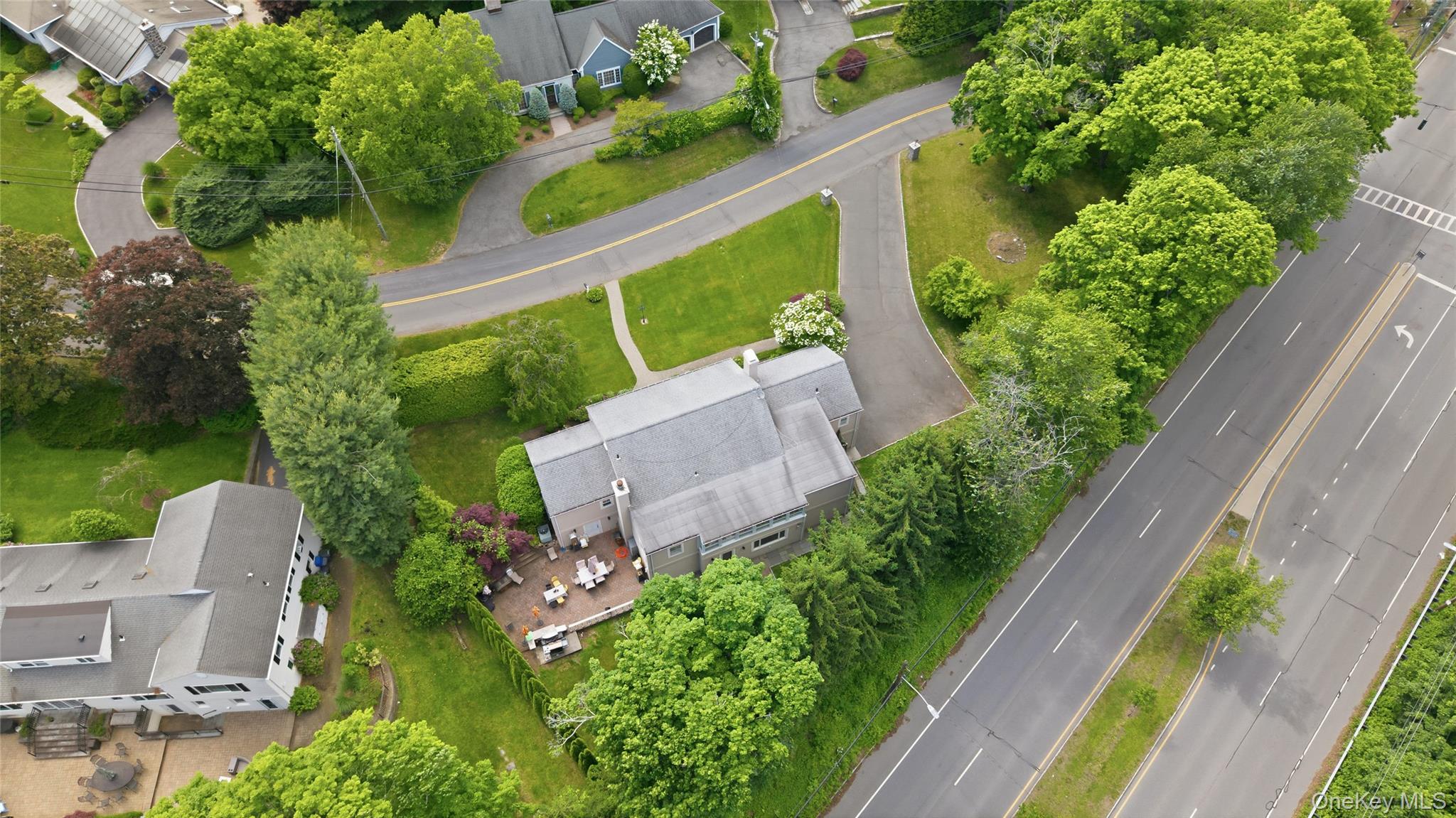 1 Hunting Ridge Road Property Photo 43