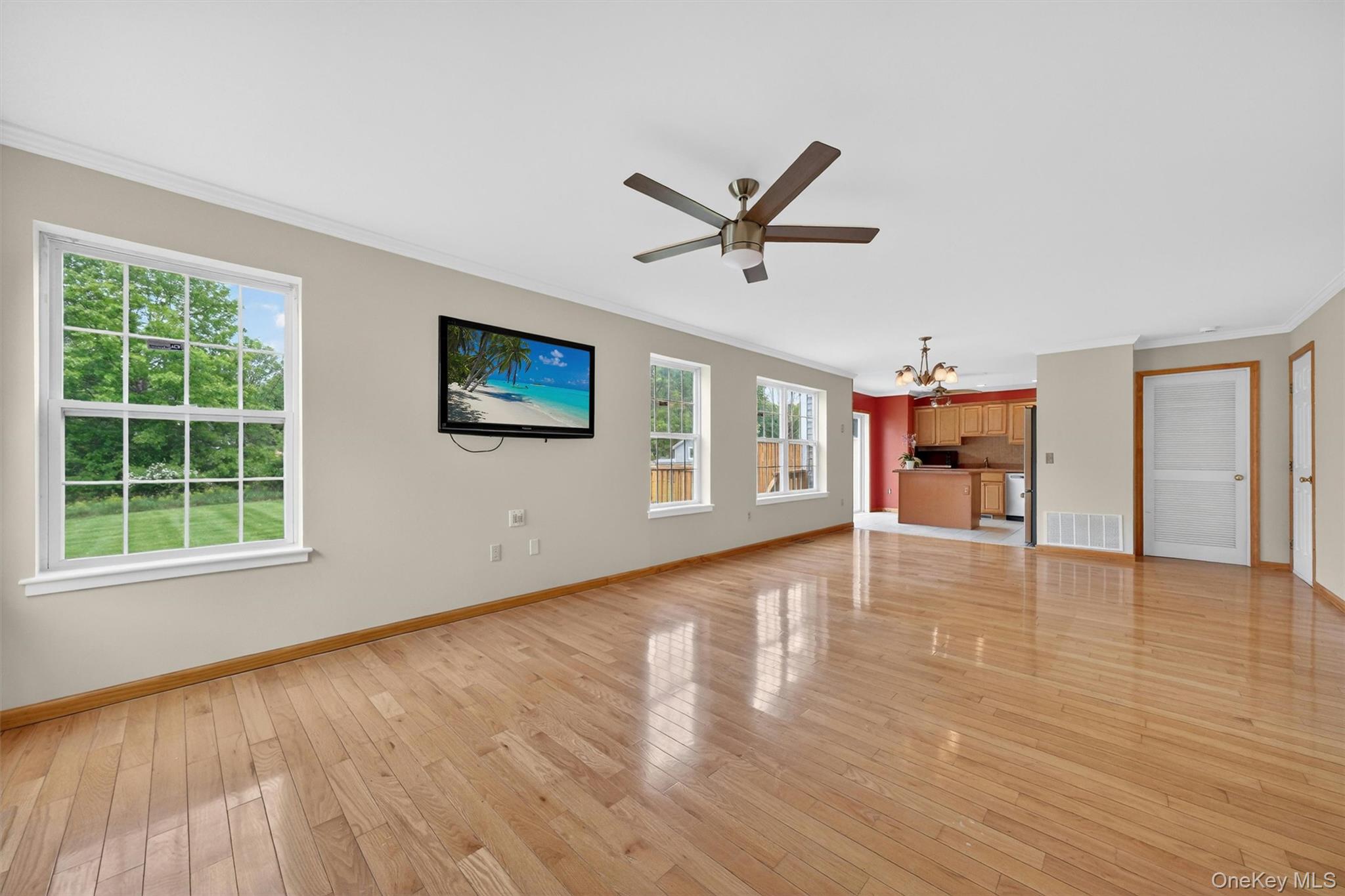 16 Woodfield Drive Property Photo 11