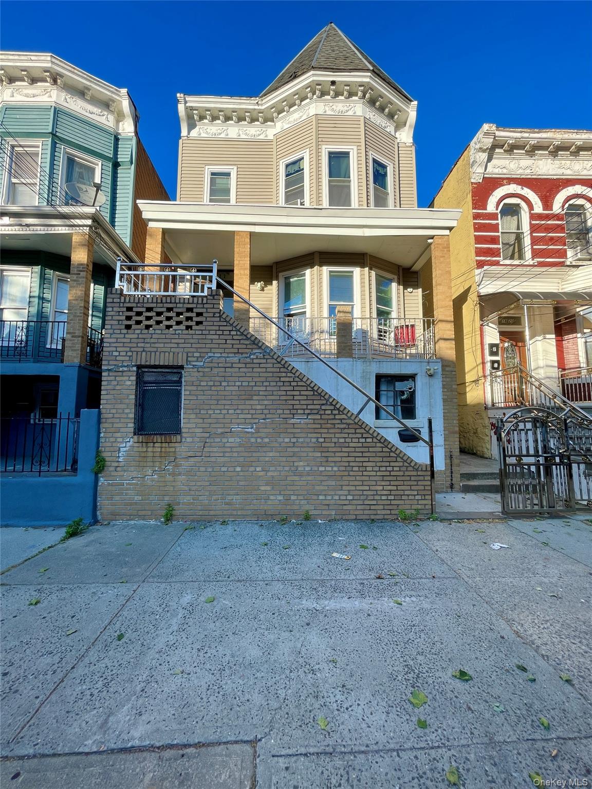 1822 Hunt Avenue Property Photo 1