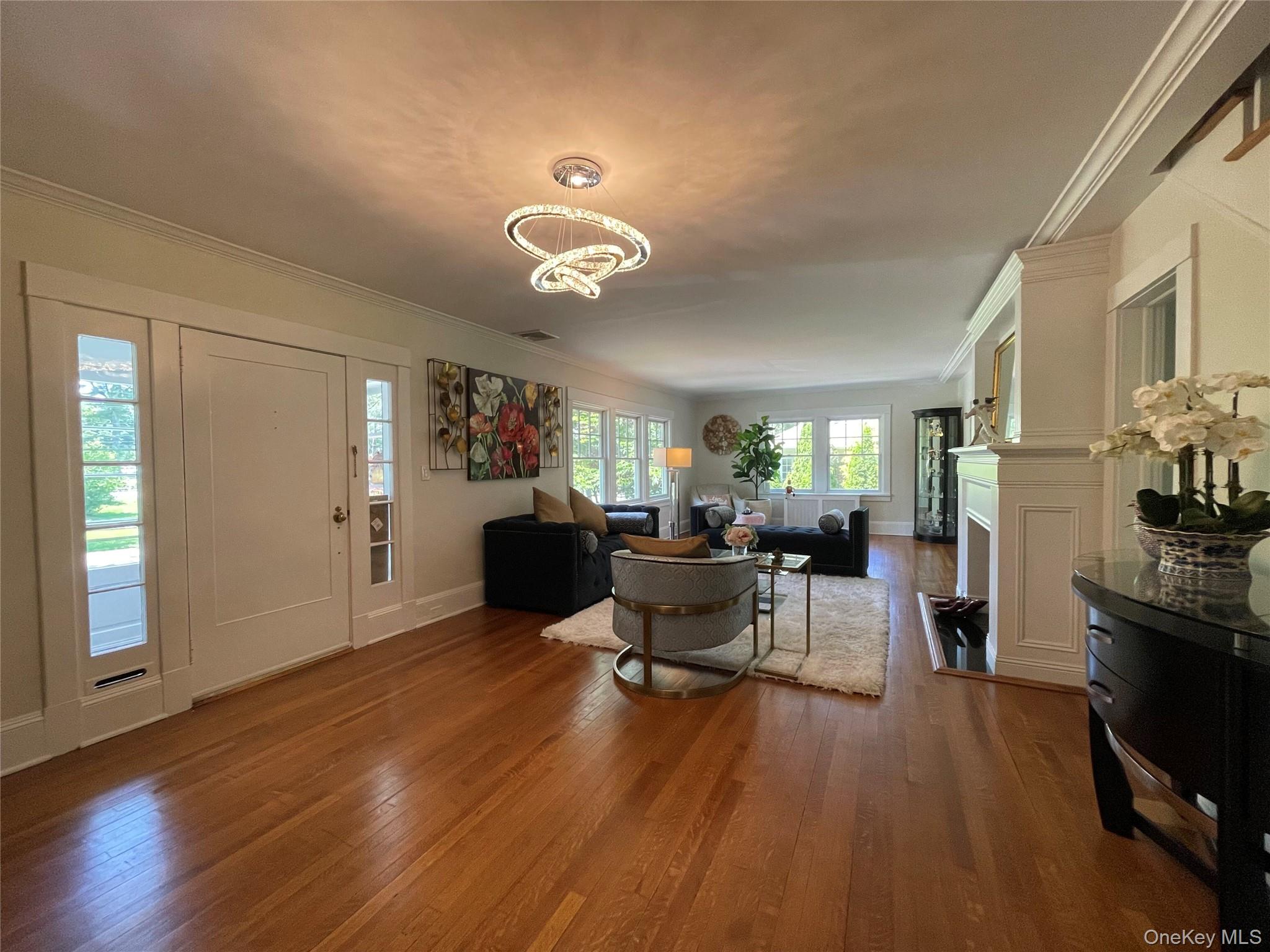 38 Gedney Park Drive Property Photo 2
