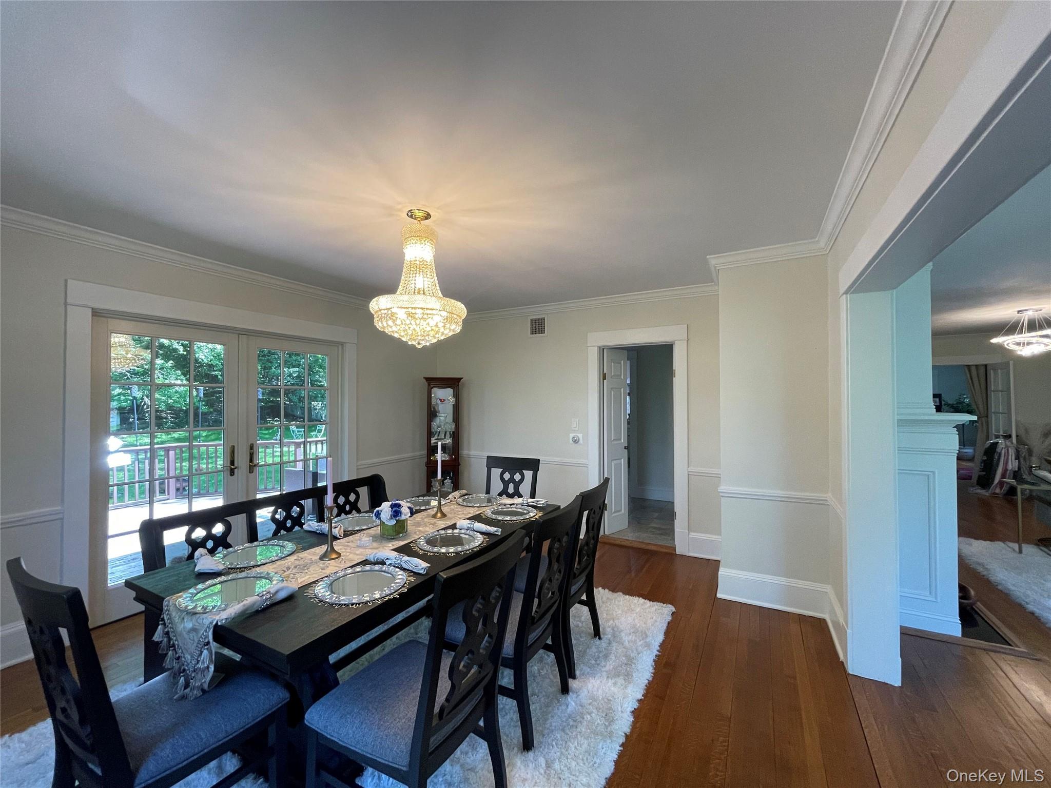38 Gedney Park Drive Property Photo 5