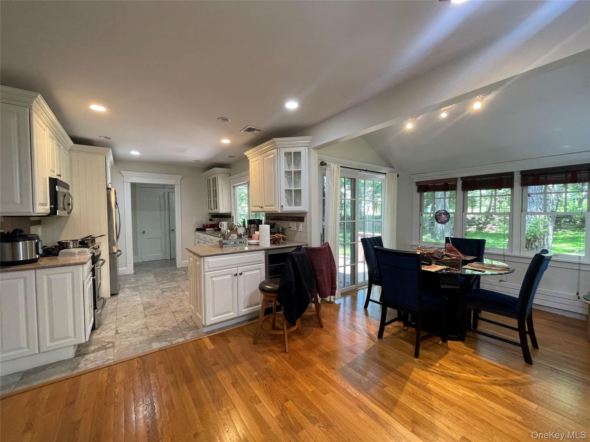 38 Gedney Park Drive Property Photo 8