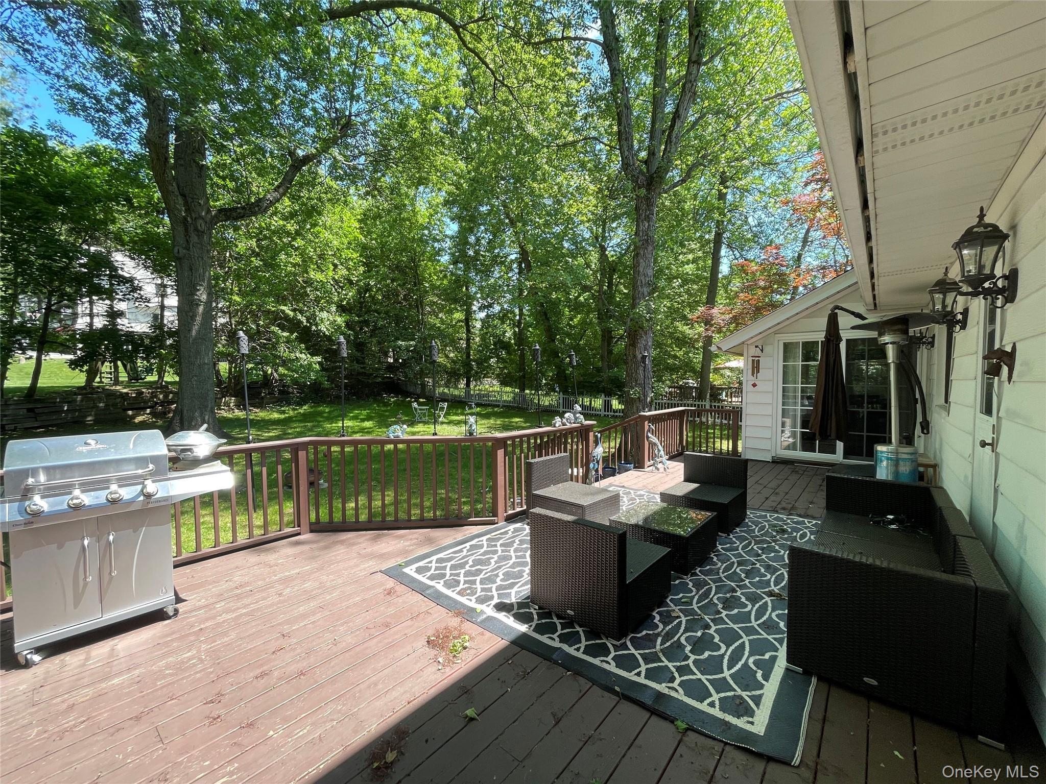 38 Gedney Park Drive Property Photo 24