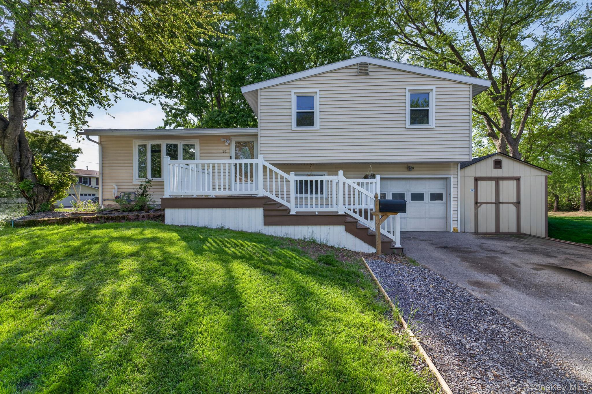 39 Blueberry Road