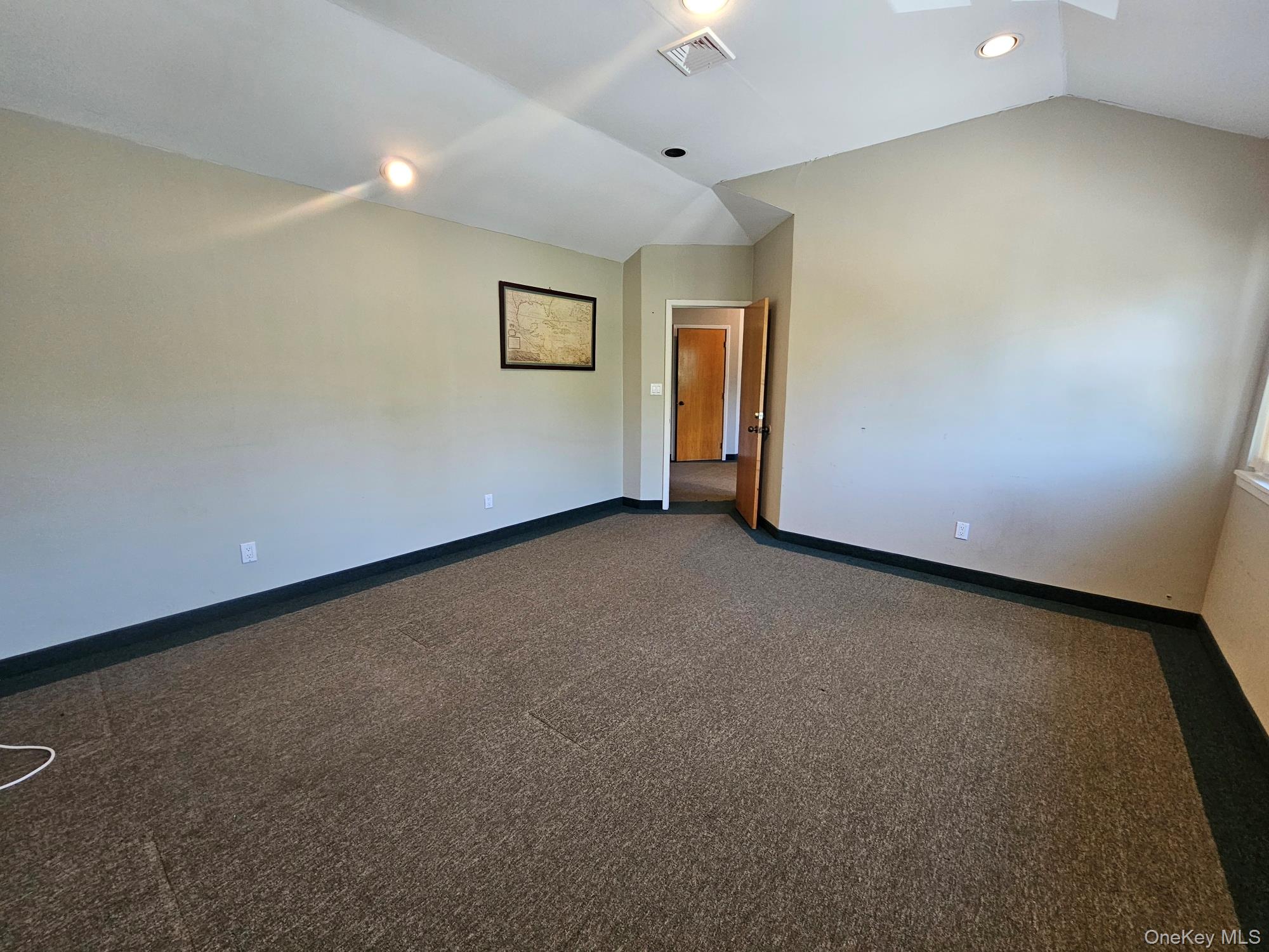 202 E Main Street 302 2nd Floor Property Photo 11