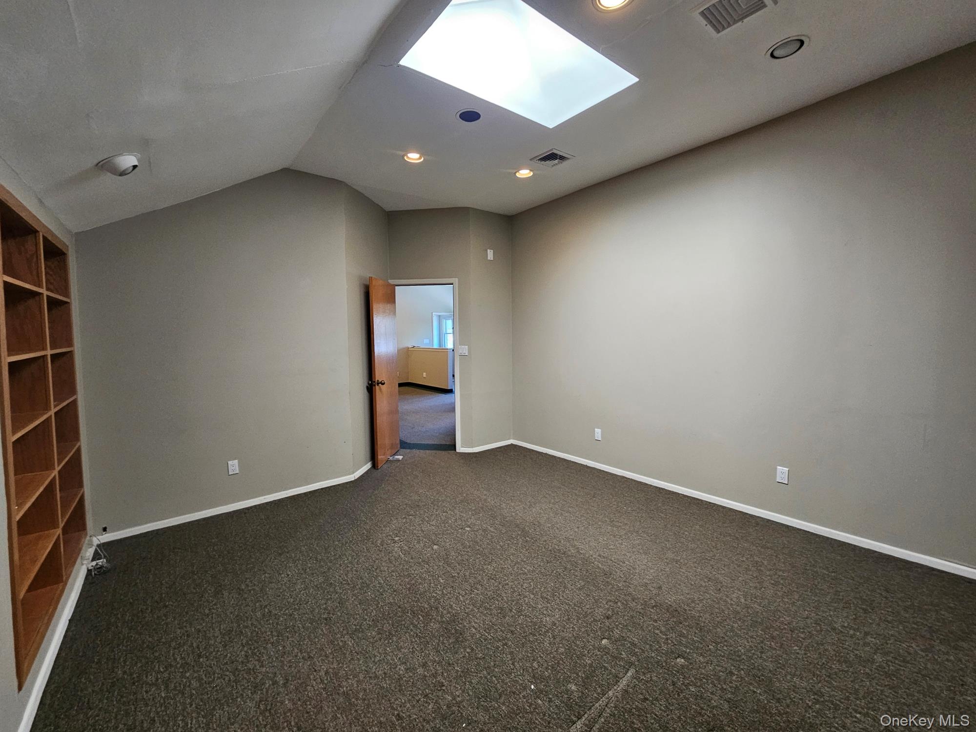 202 E Main Street 302 2nd Floor Property Photo 14