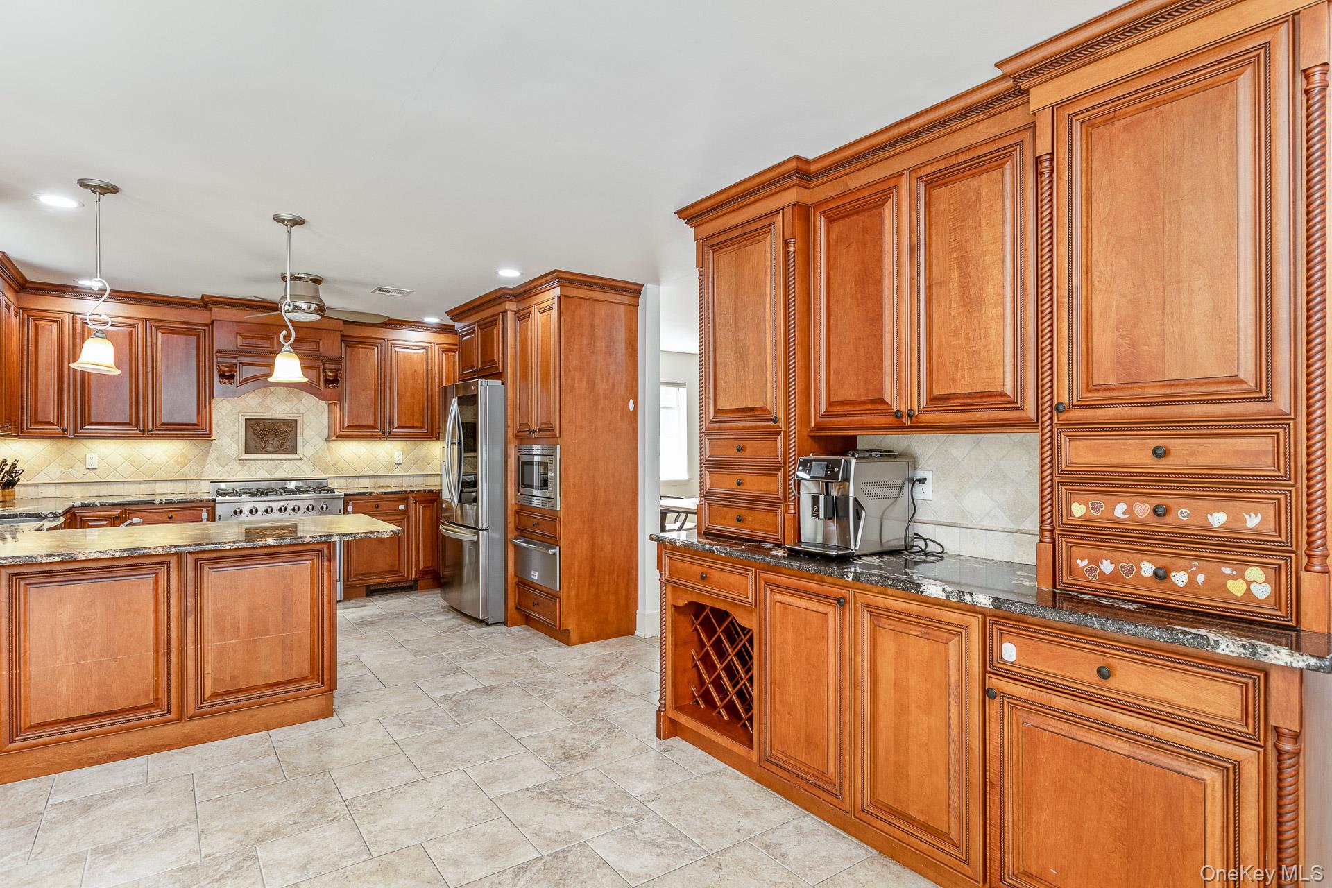 65 Mayfair Road Property Photo 3