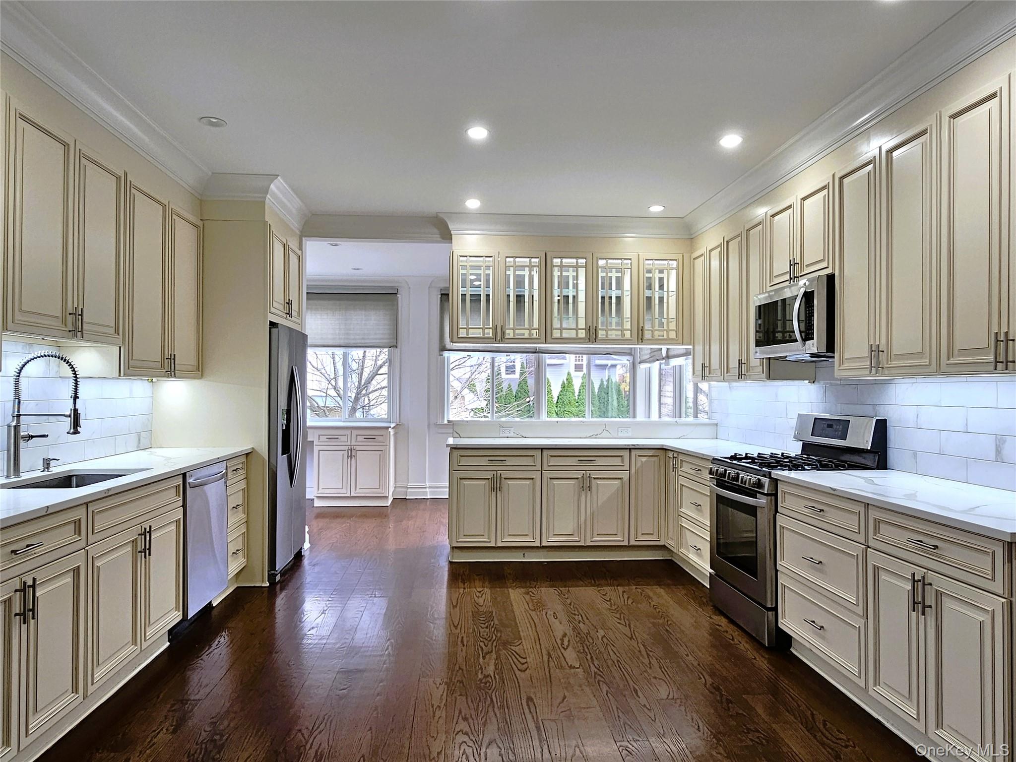 49 Greenridge Avenue Property Photo 7