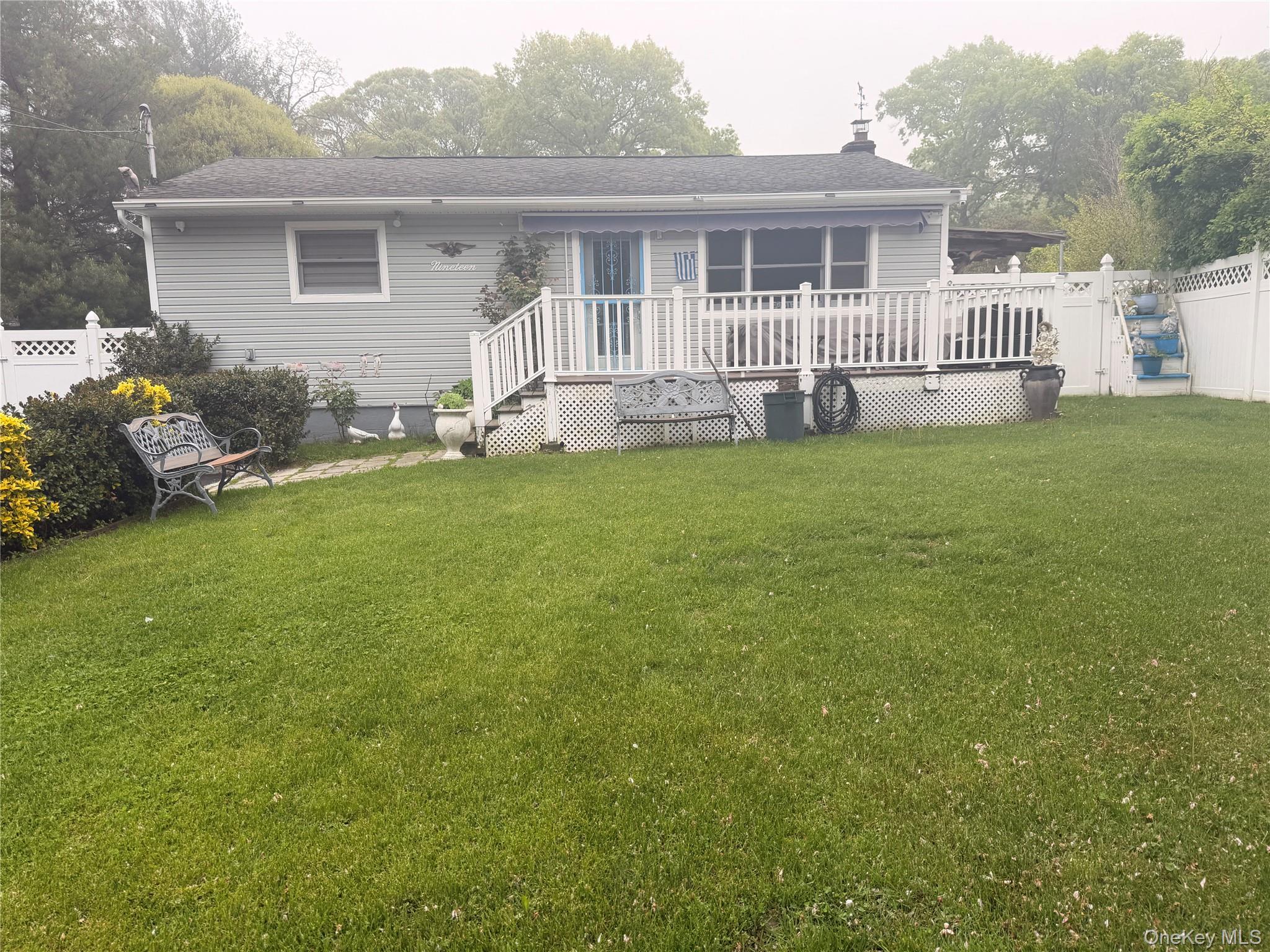 19 Westbury Drive Property Photo 1