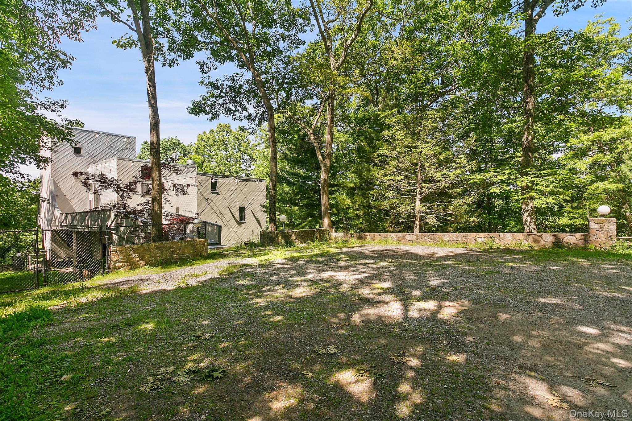 8 Cliff Court Property Photo 34