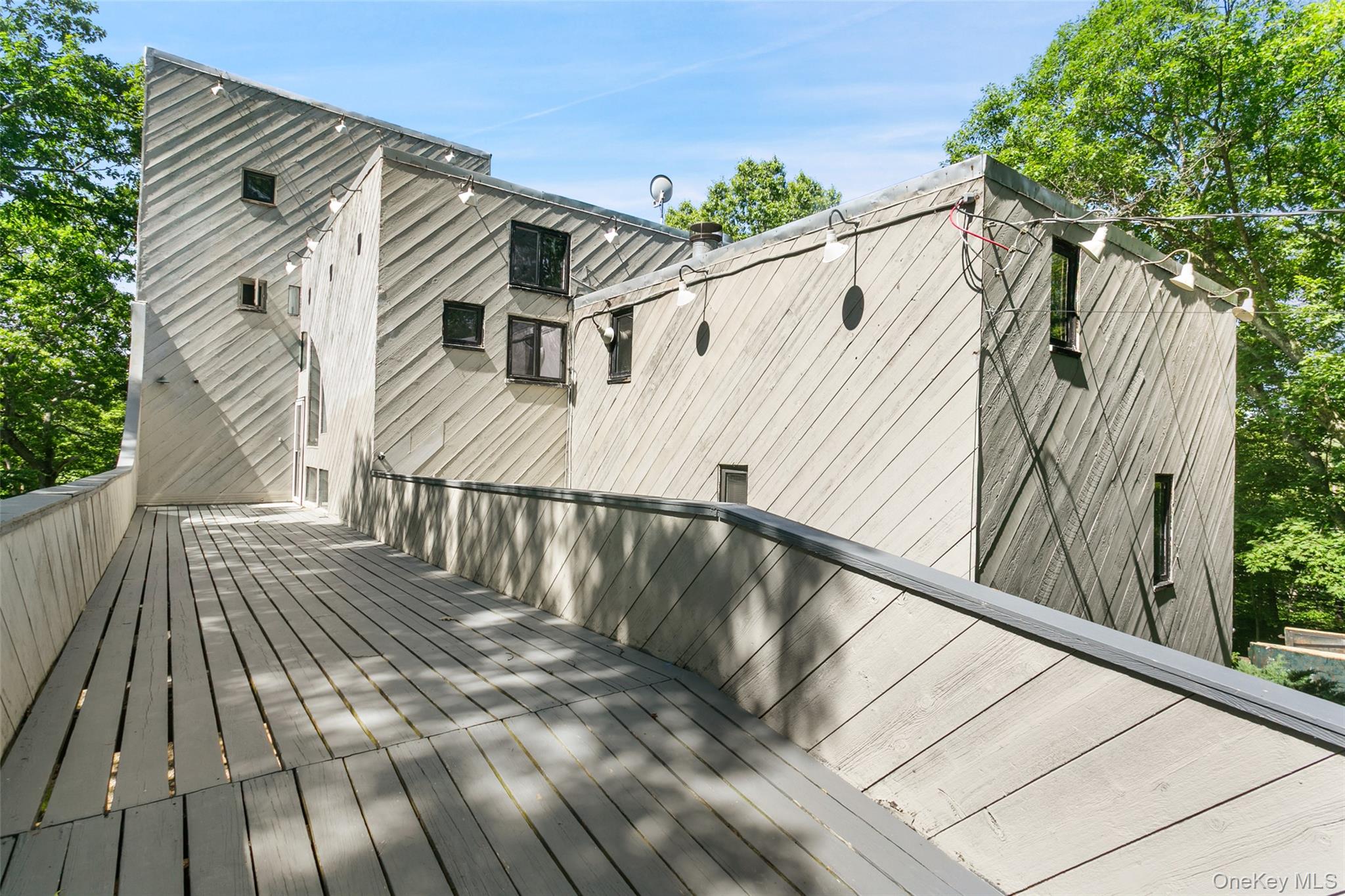 8 Cliff Court Property Photo 35