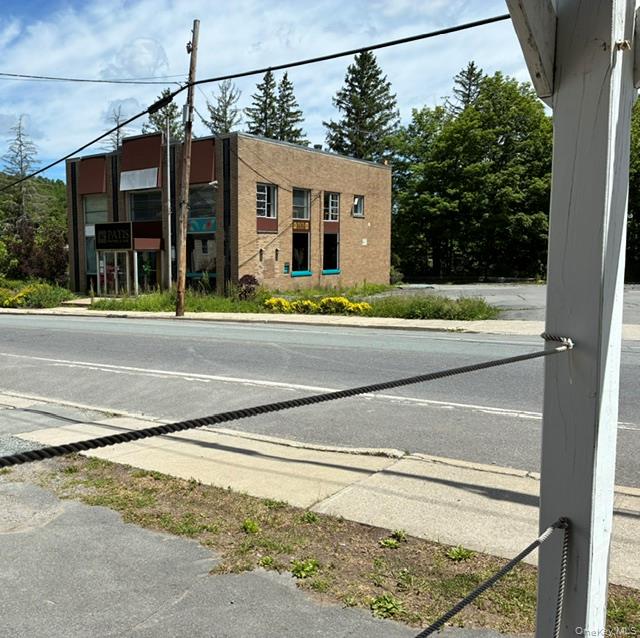 13 Broadway Property Photo 1