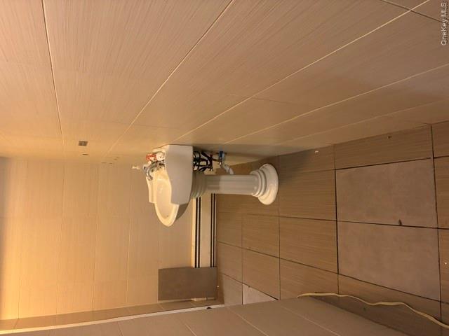 13 Broadway Property Photo 12