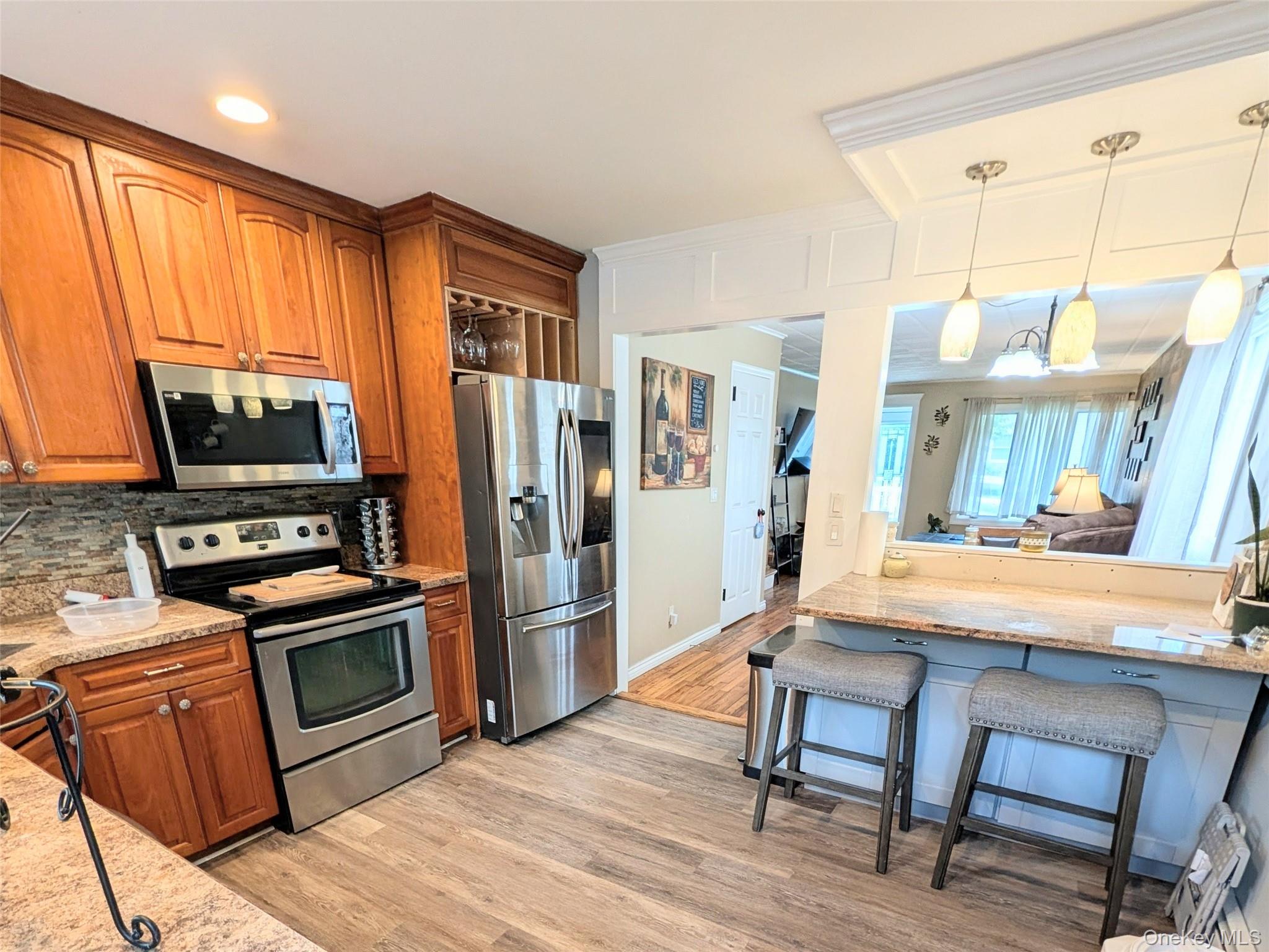 35 E Jackson Avenue Property Photo 3