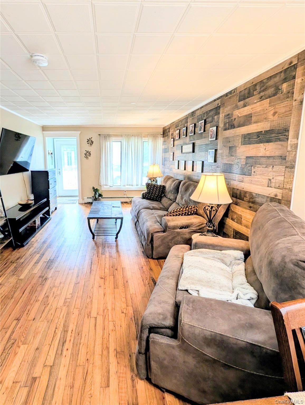 35 E Jackson Avenue Property Photo 7