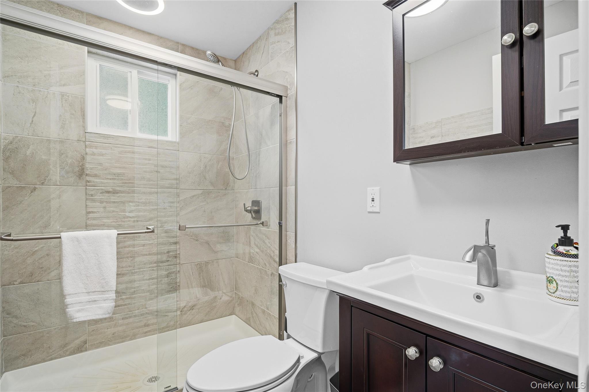 70 Birch Street Property Photo 23