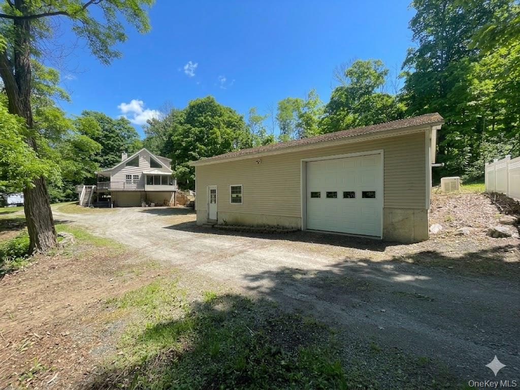 176 Downing Road Property Photo 6