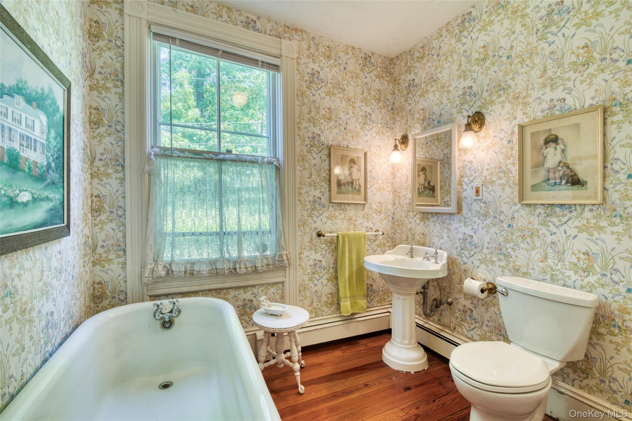 100 Maple Lane Property Photo 10