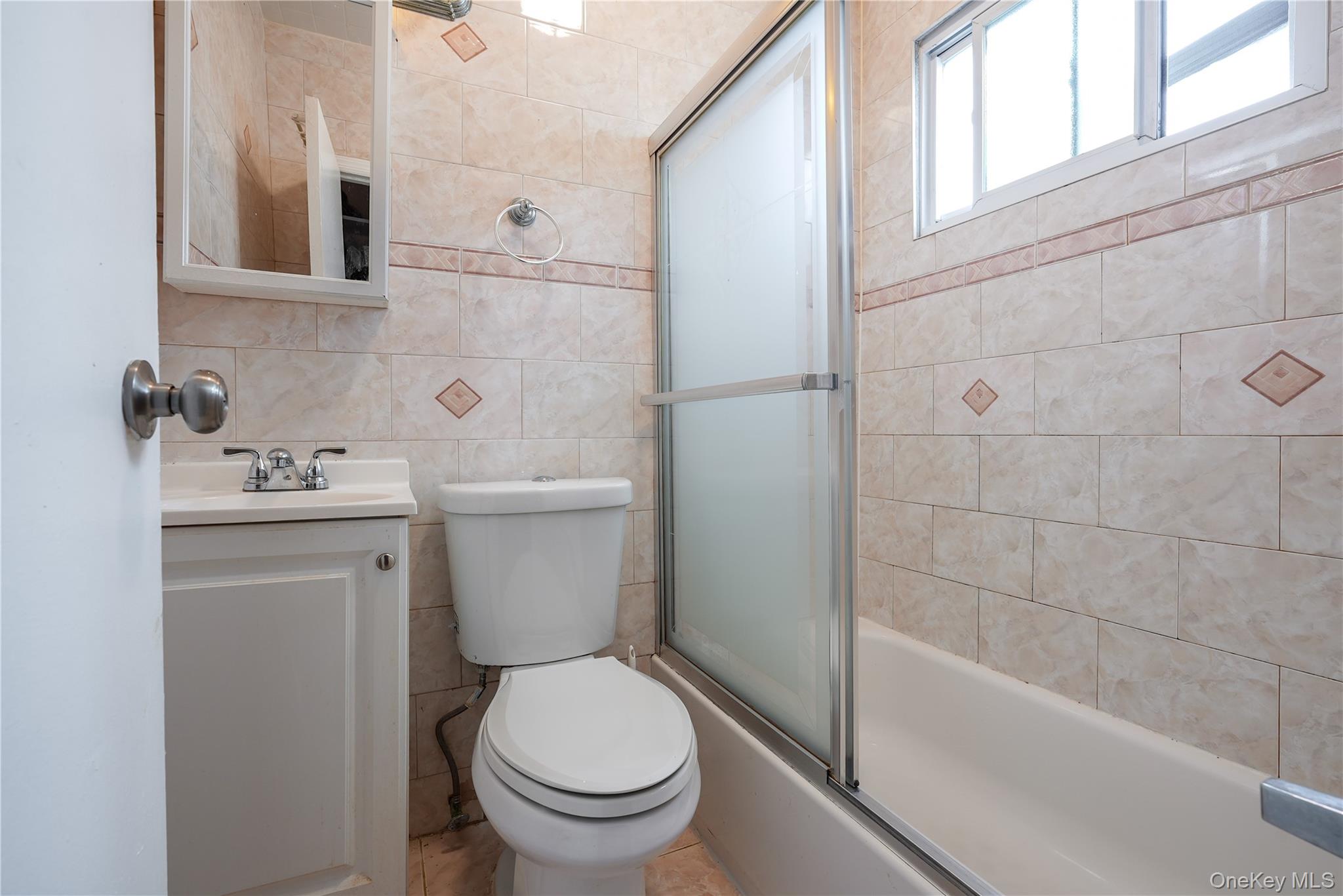 10327 109th Street Property Photo 26