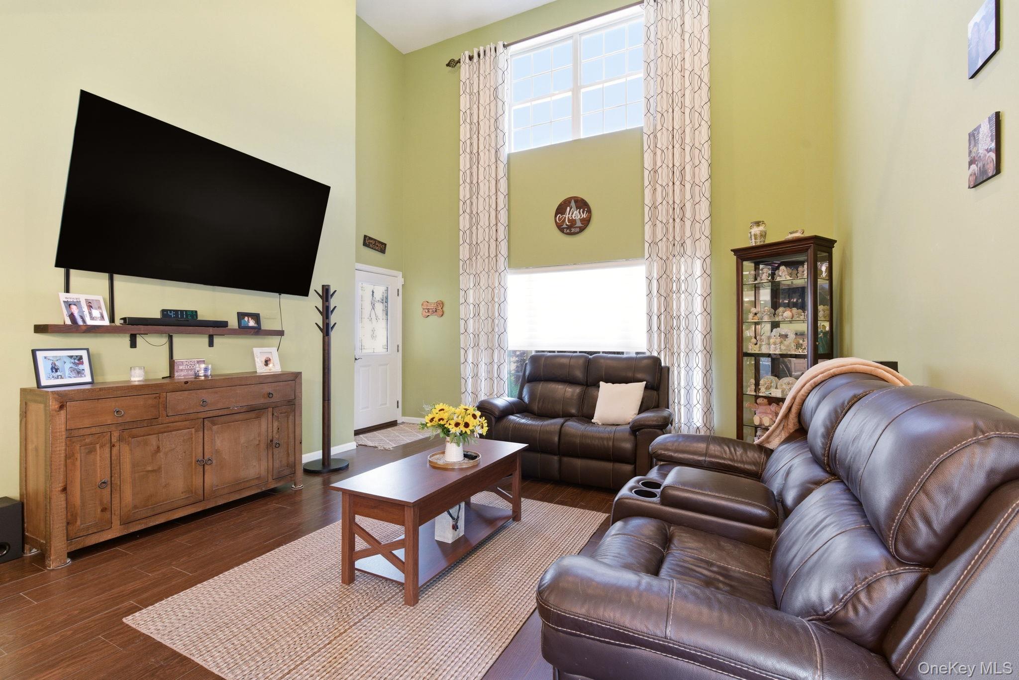 1 Robert Lane Property Photo 6
