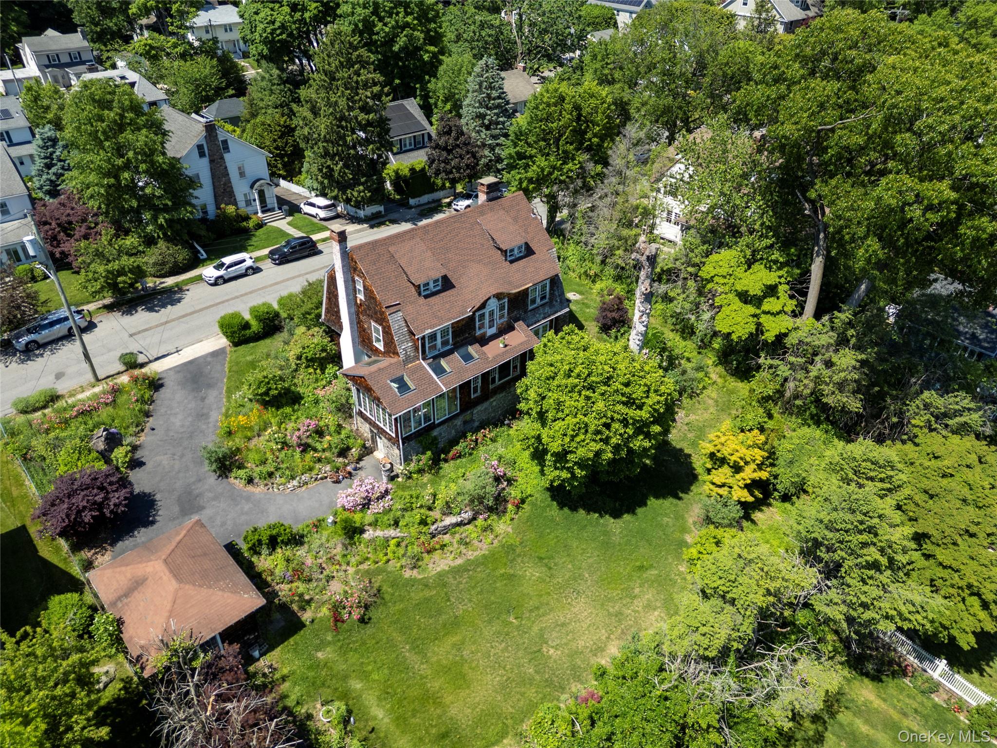 616 Munro Avenue Property Photo 4