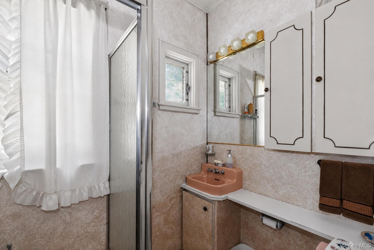 616 Munro Avenue Property Photo 10