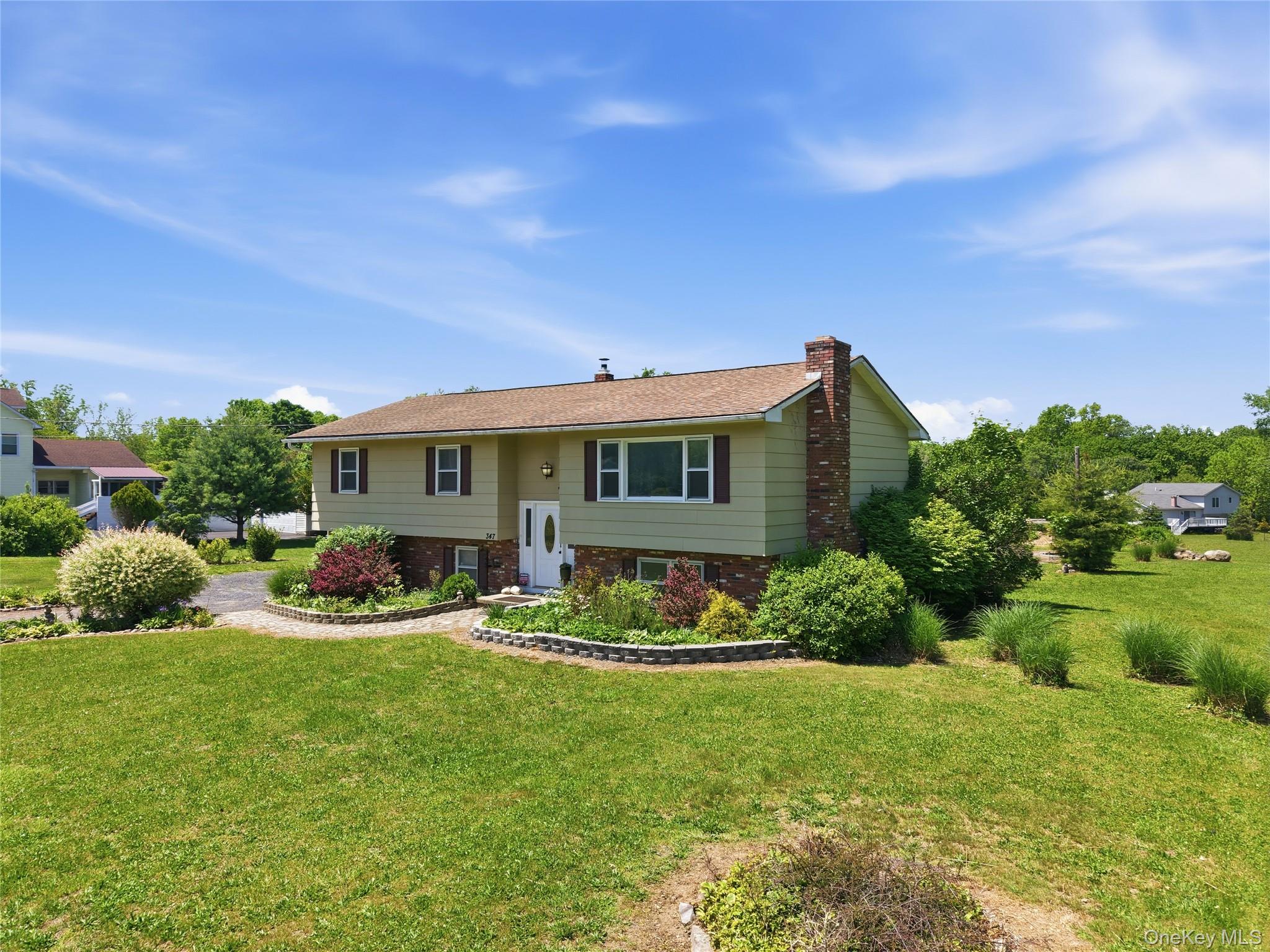 347 Plains Road Property Photo 2