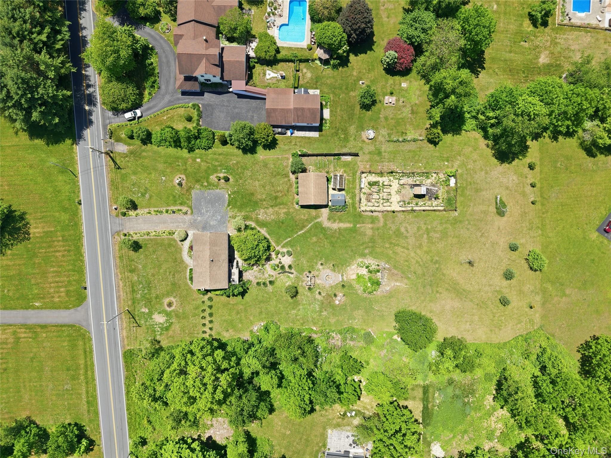 347 Plains Road Property Photo 4