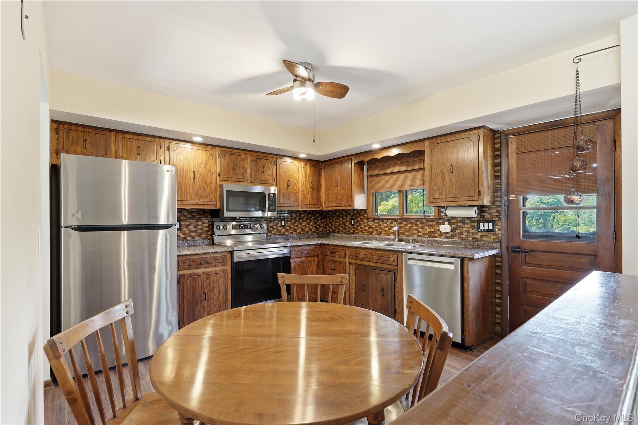 347 Plains Road Property Photo 15