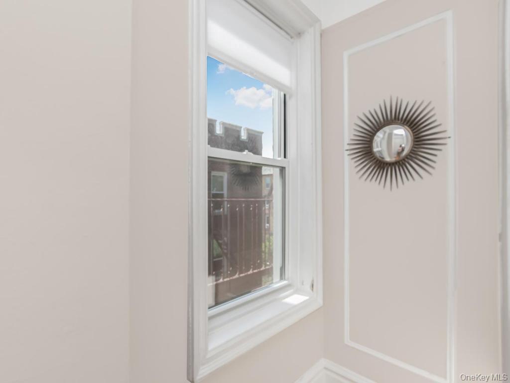 1440 Midland Avenue 5a Property Photo 12