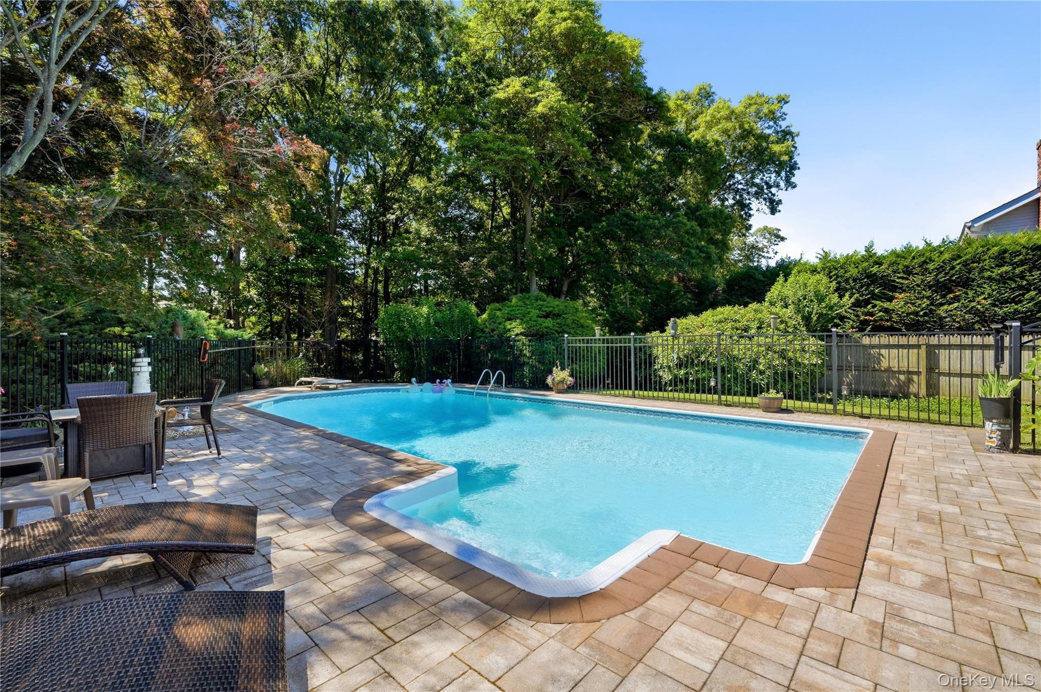 65 Patricia Lane Property Photo 15