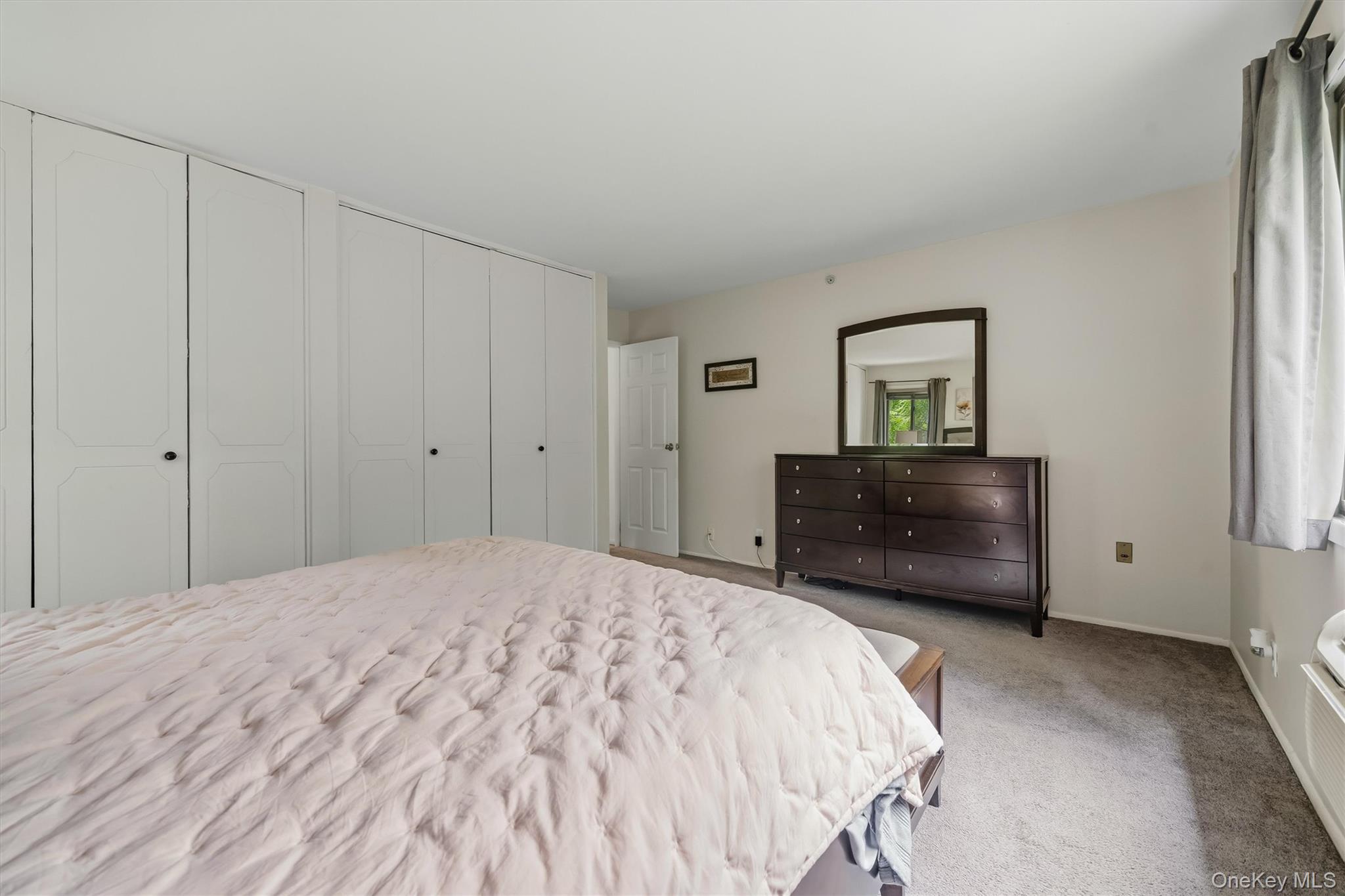 10 Oakwood Terrace 107 Property Photo 20