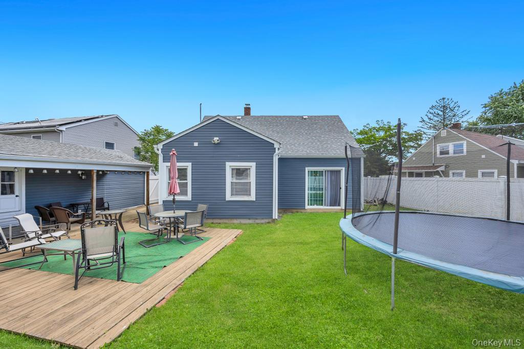 8 Lilac Lane Property Photo 27