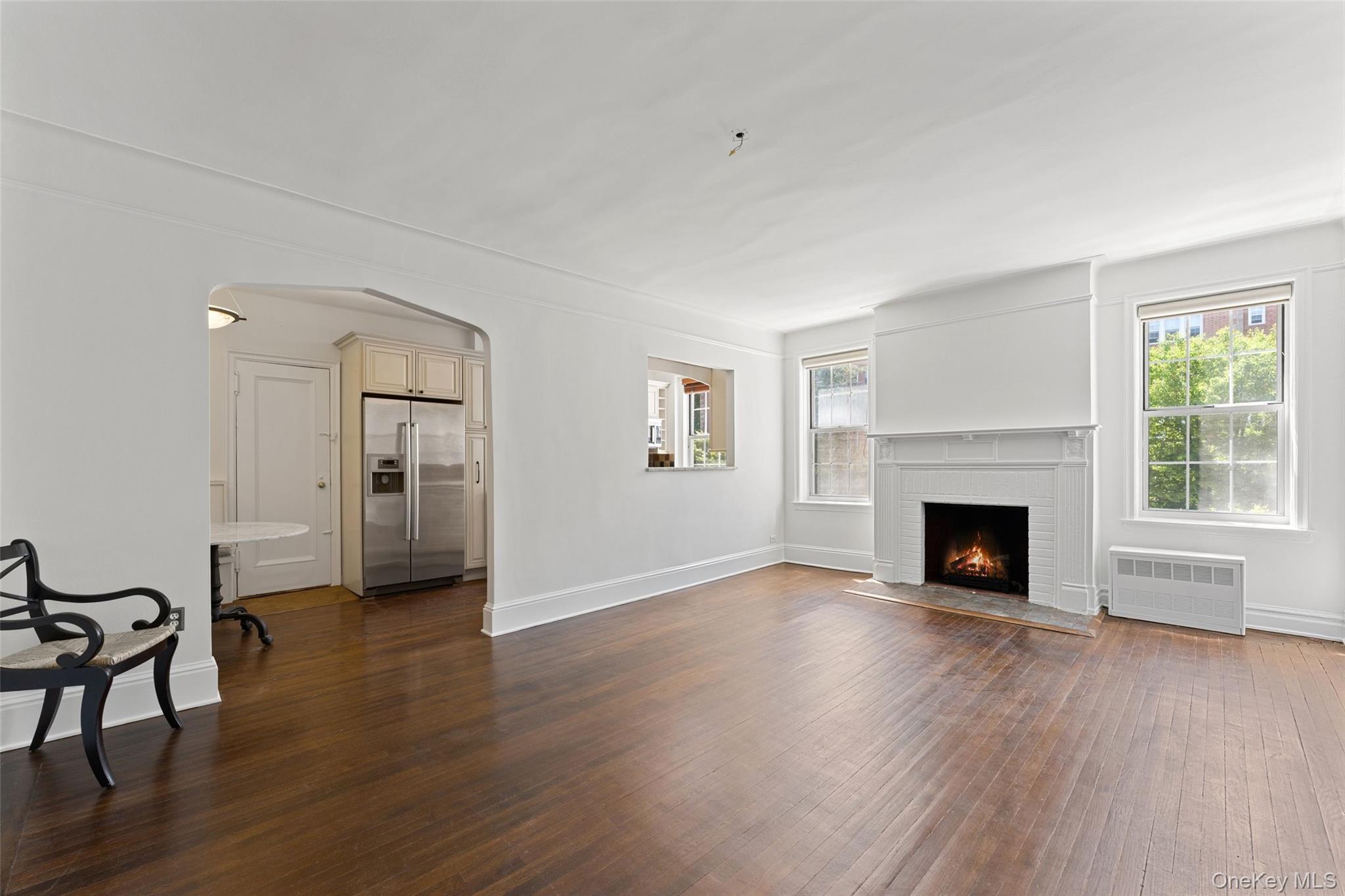 25 Parkview Avenue 2e Property Photo 5