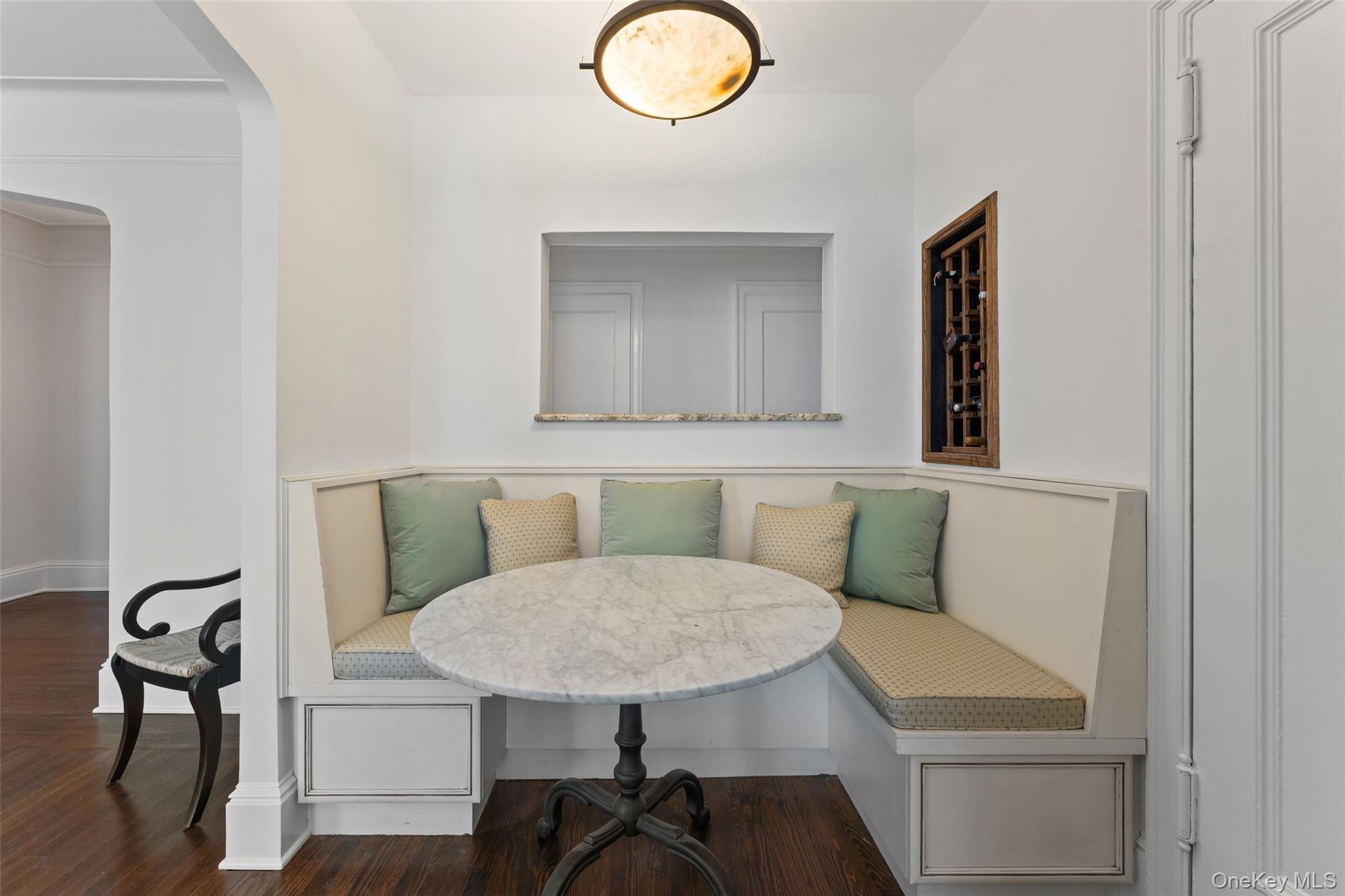 25 Parkview Avenue 2e Property Photo 10