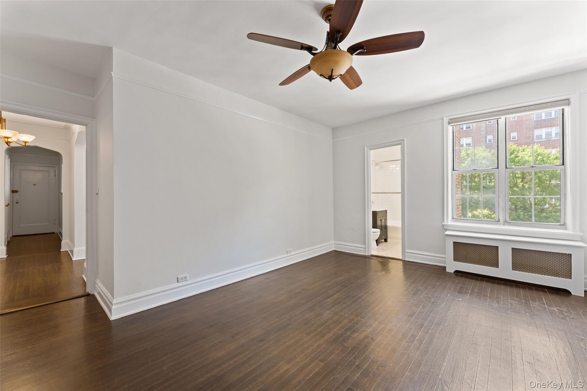 25 Parkview Avenue 2e Property Photo 12