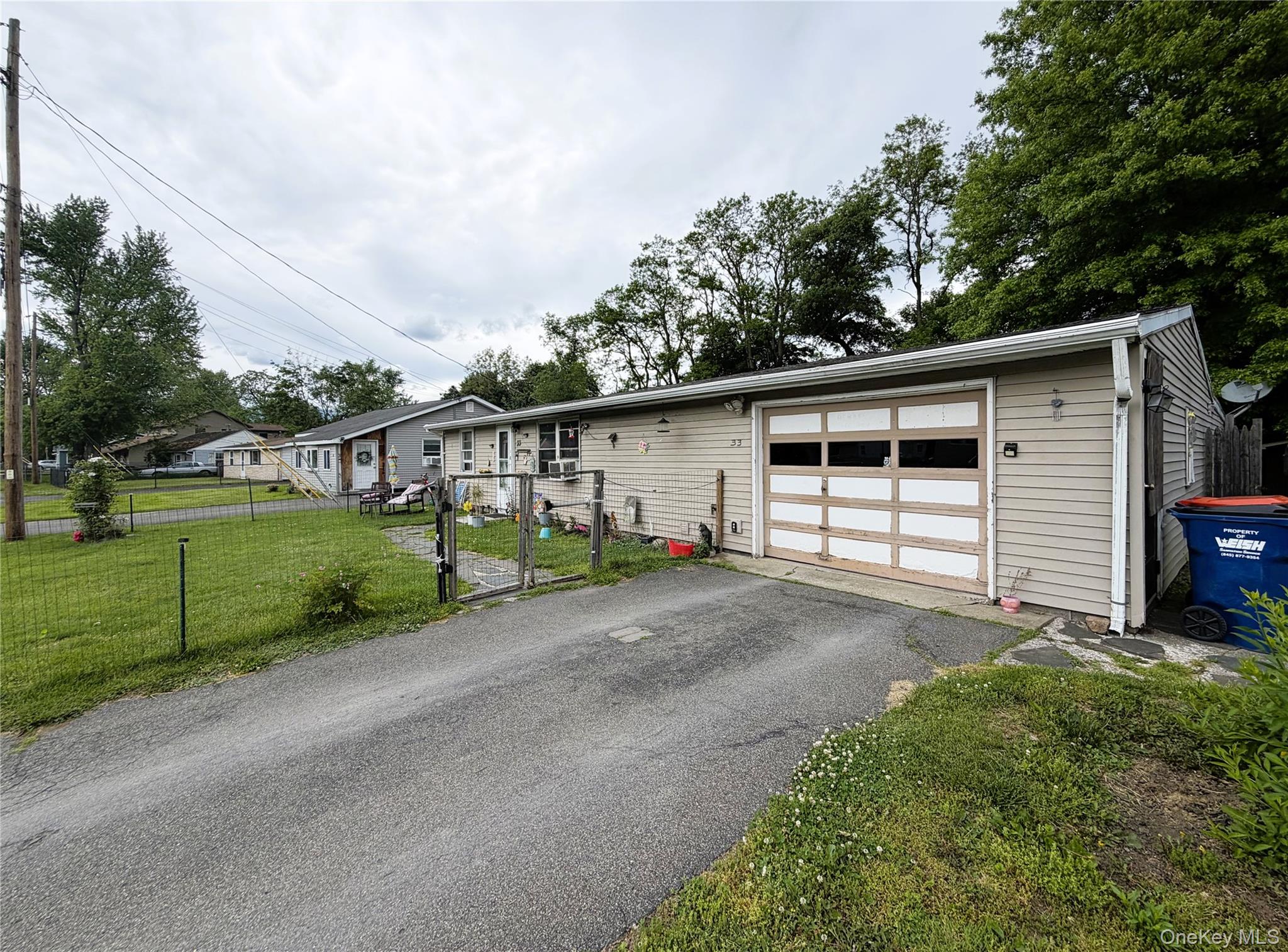 33 Plattekill Drive Property Photo 3