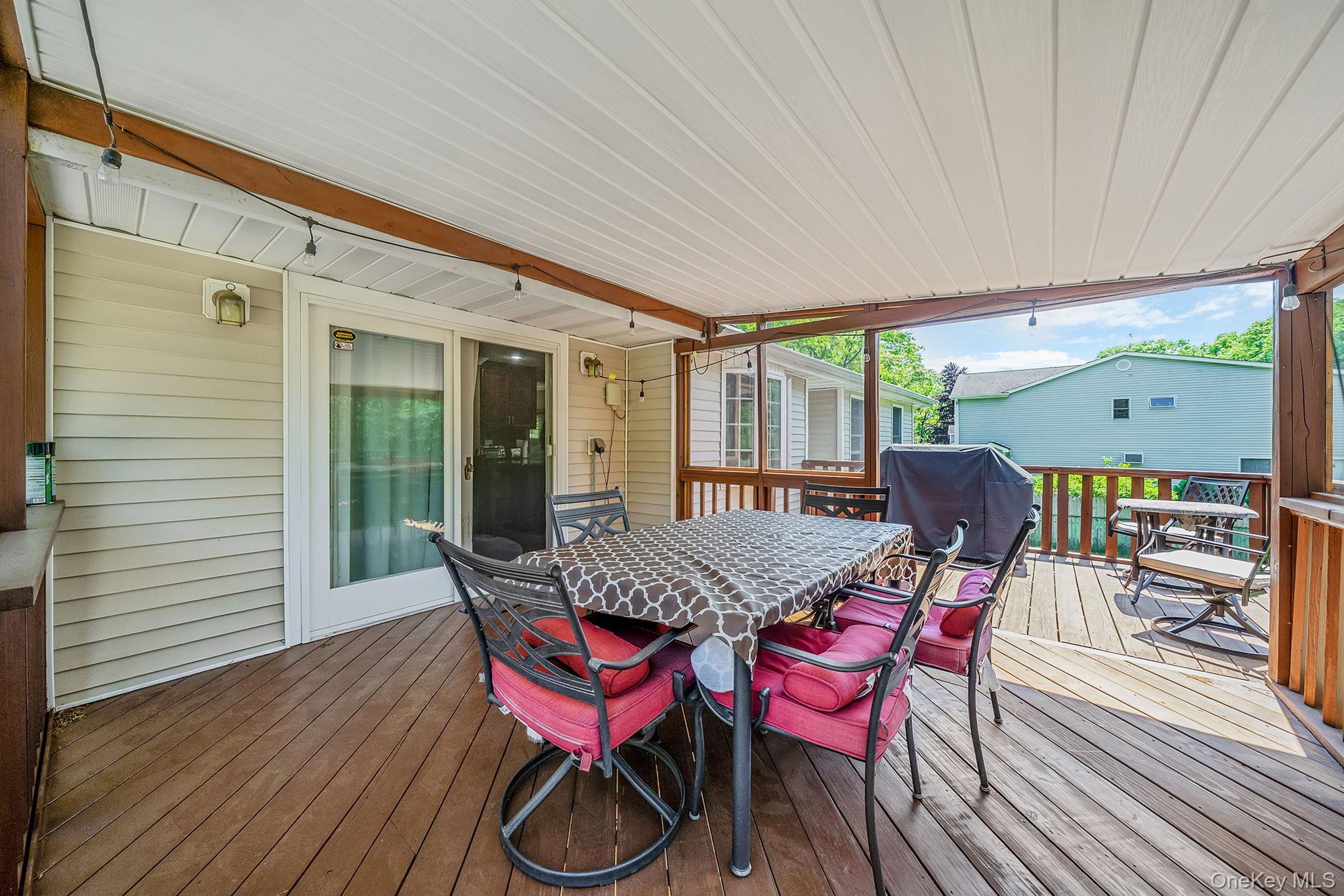 118 Ledgewood Drive Property Photo 15