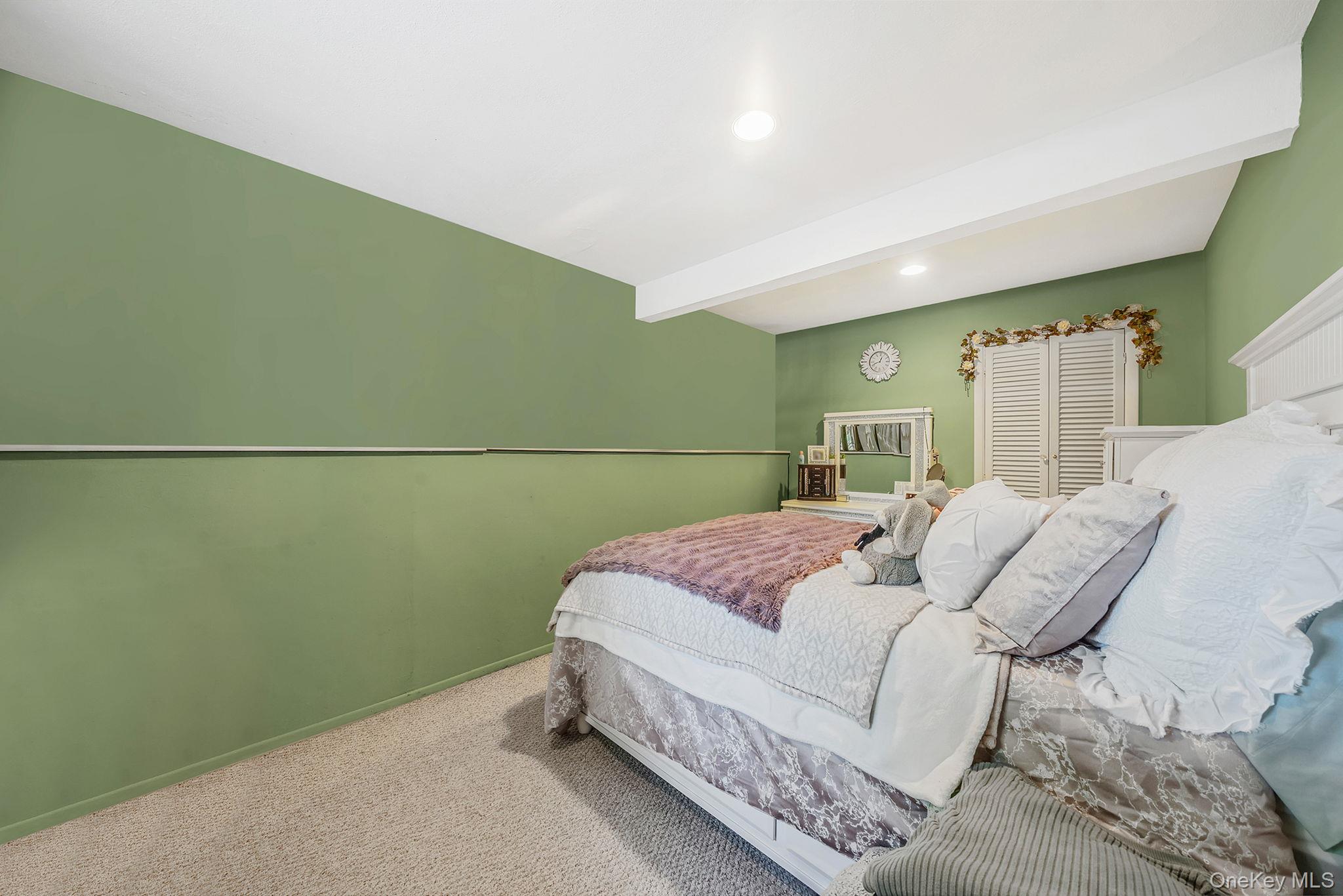 118 Ledgewood Drive Property Photo 42
