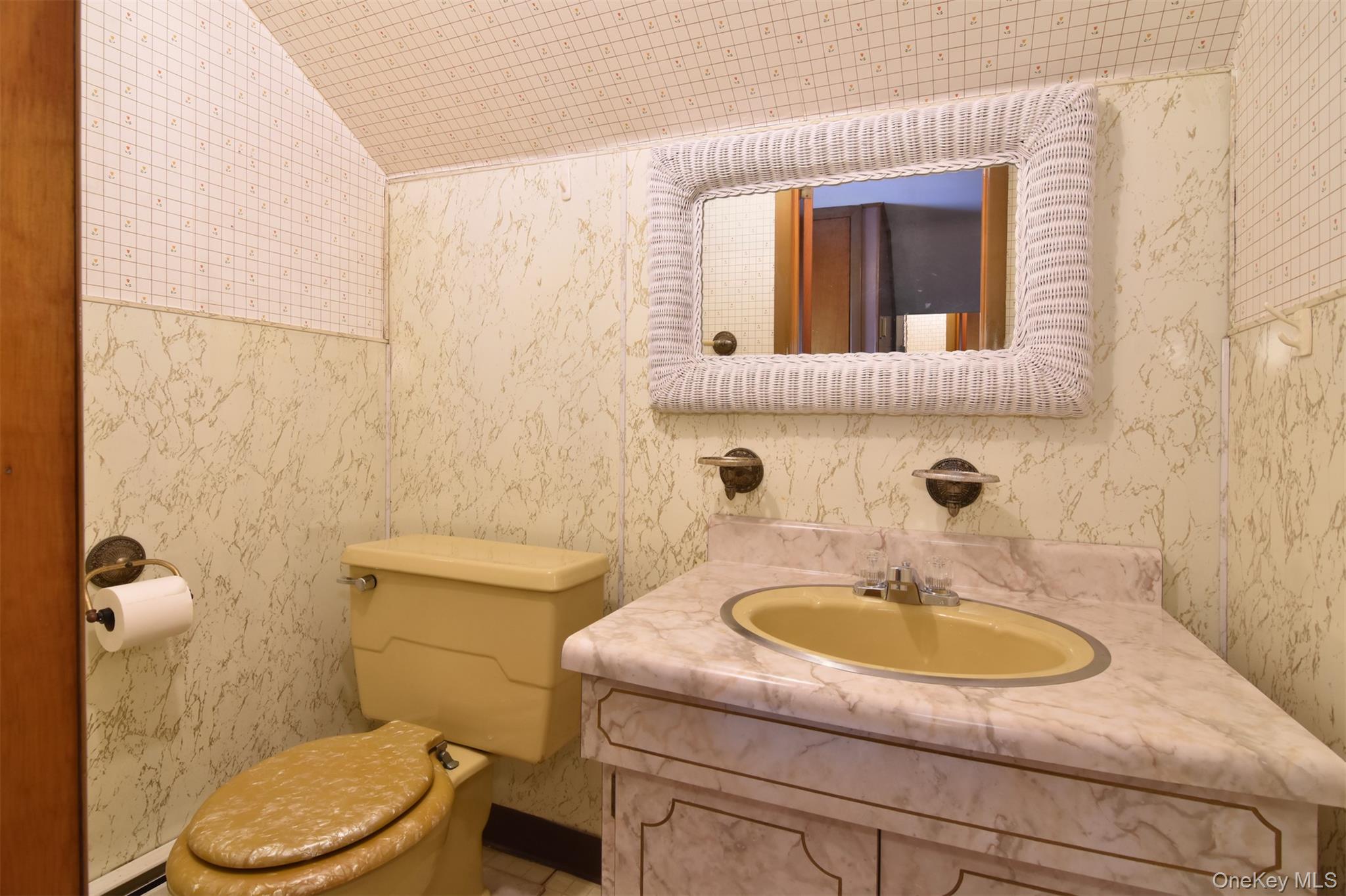 73 Lincoln Avenue Property Photo 16