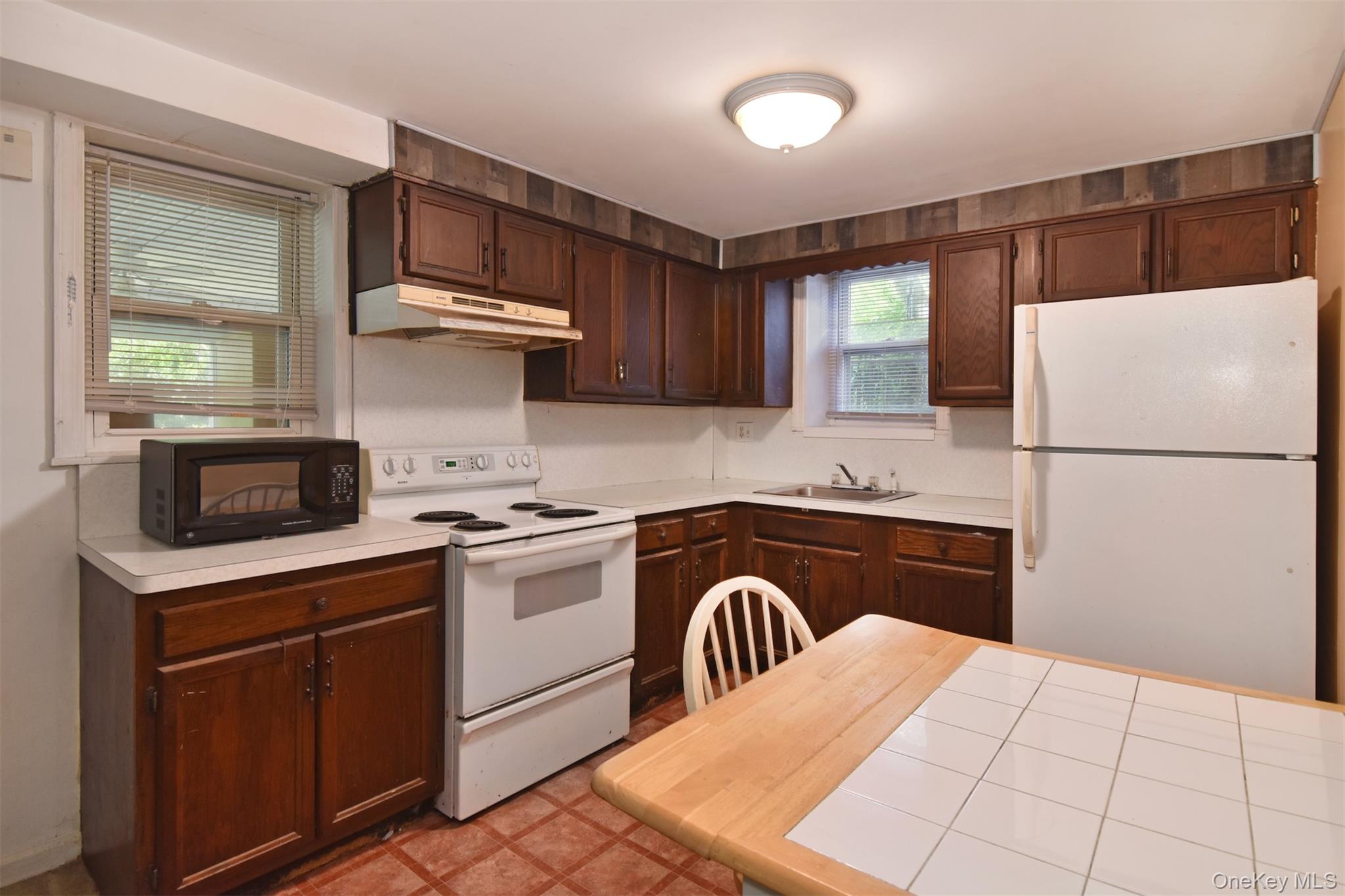 73 Lincoln Avenue Property Photo 23