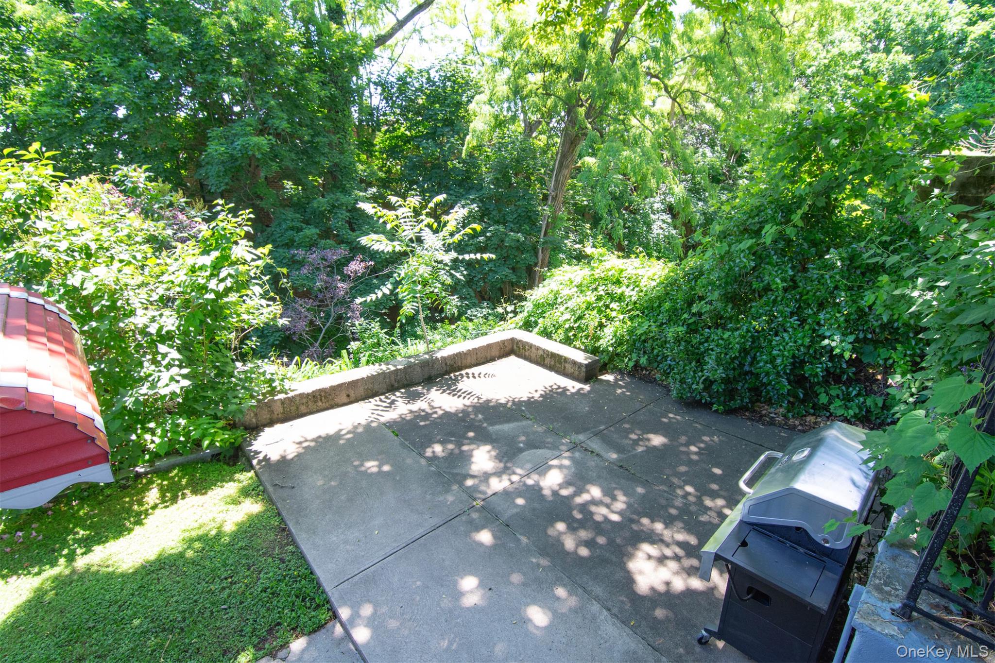 73 Lincoln Avenue Property Photo 35