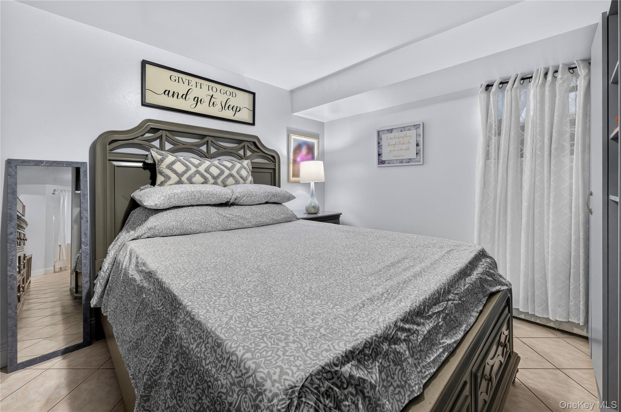 1543 Hollywood Avenue Property Photo 14
