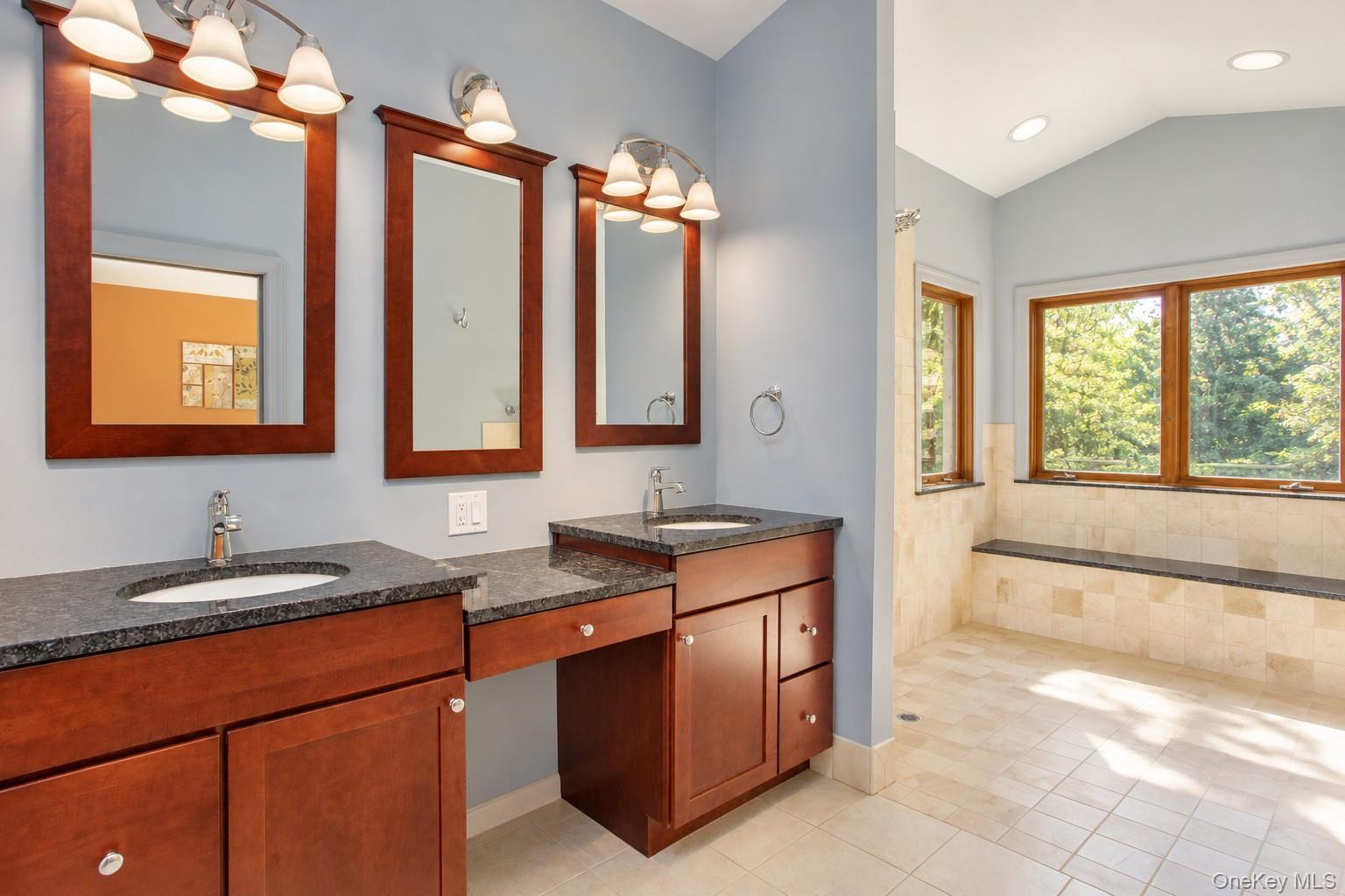 22 Noble Street Property Photo 11