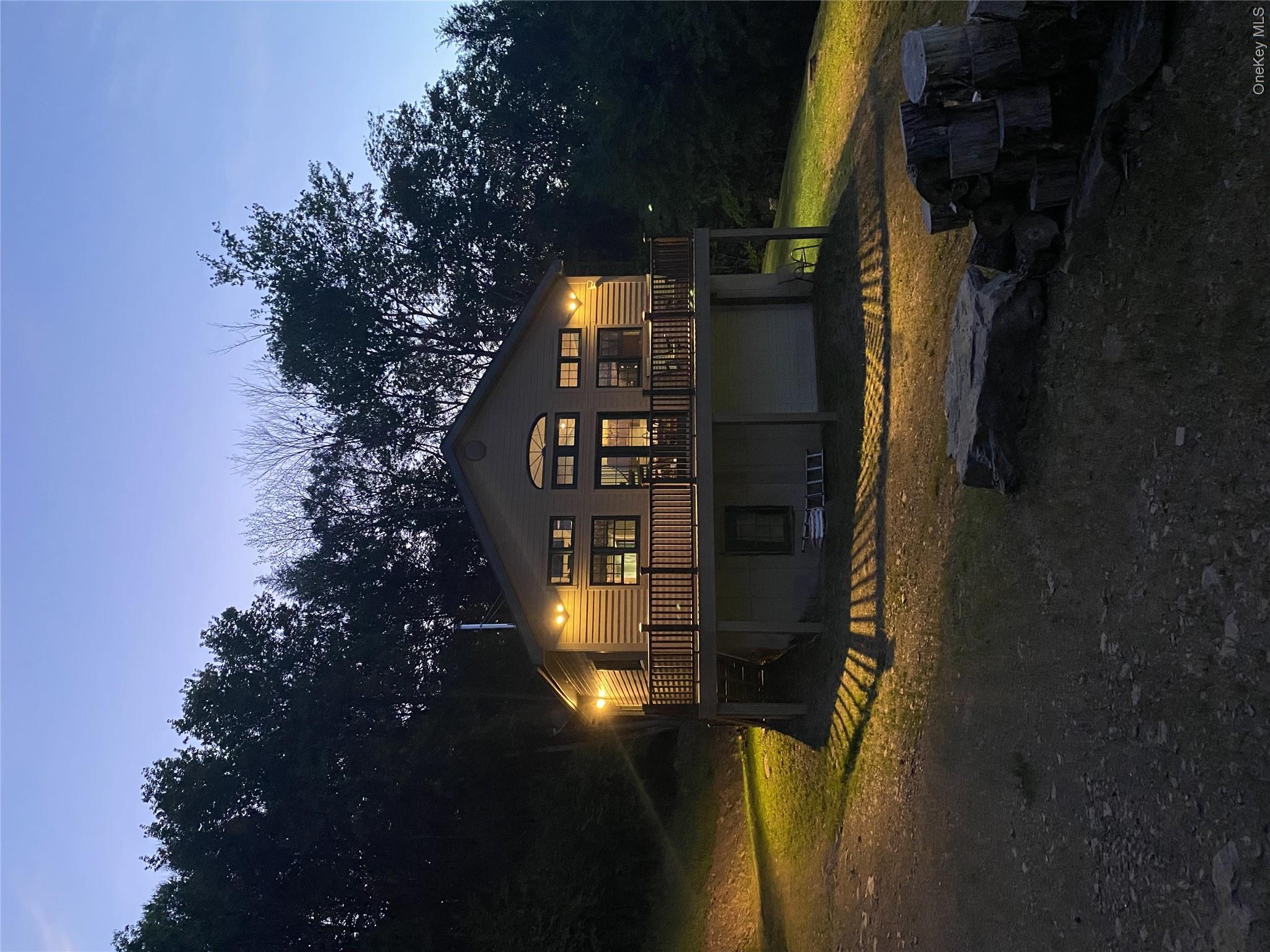 157 Wolfs Lair Property Photo 1