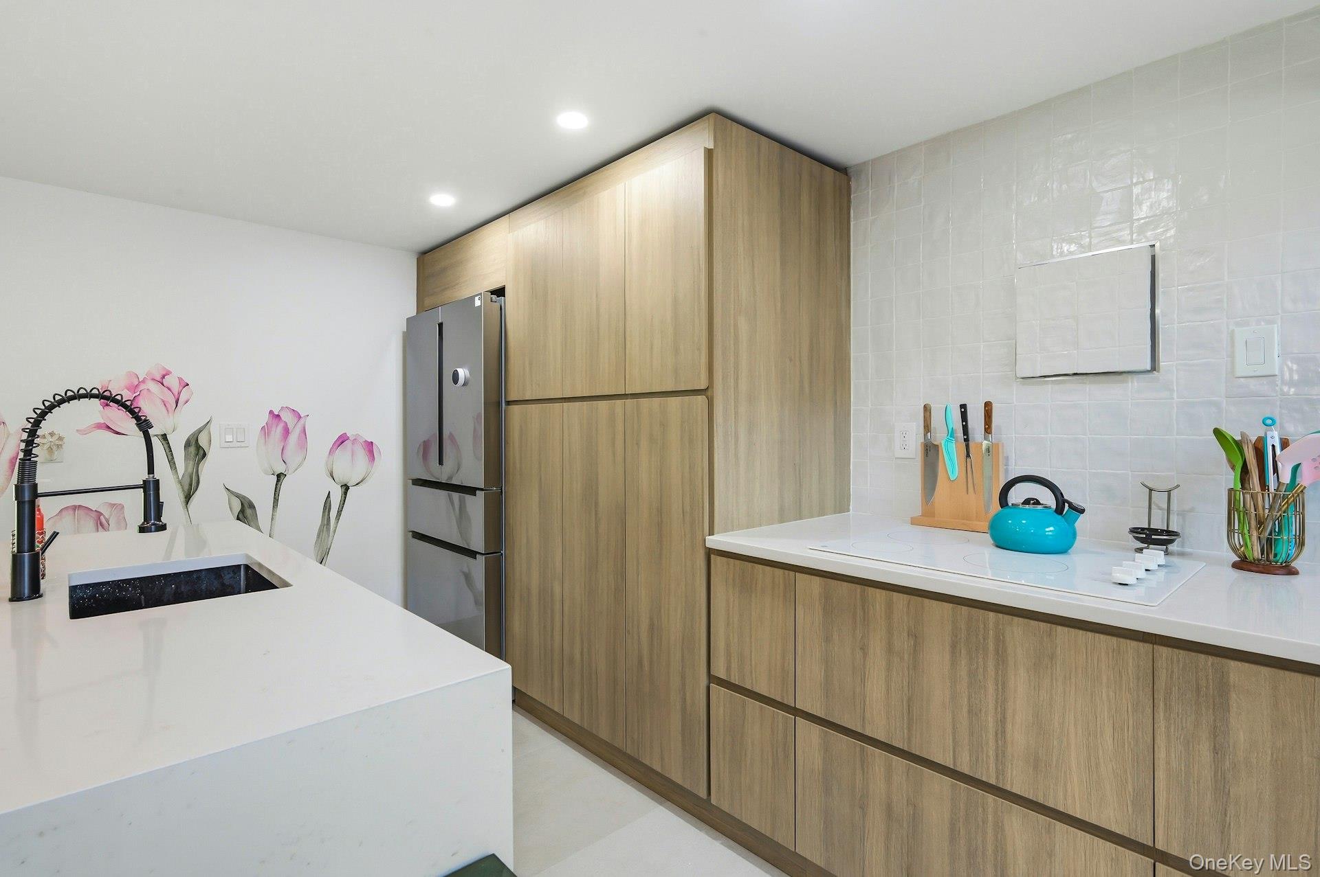 155 Brooklyn Avenue Property Photo 8
