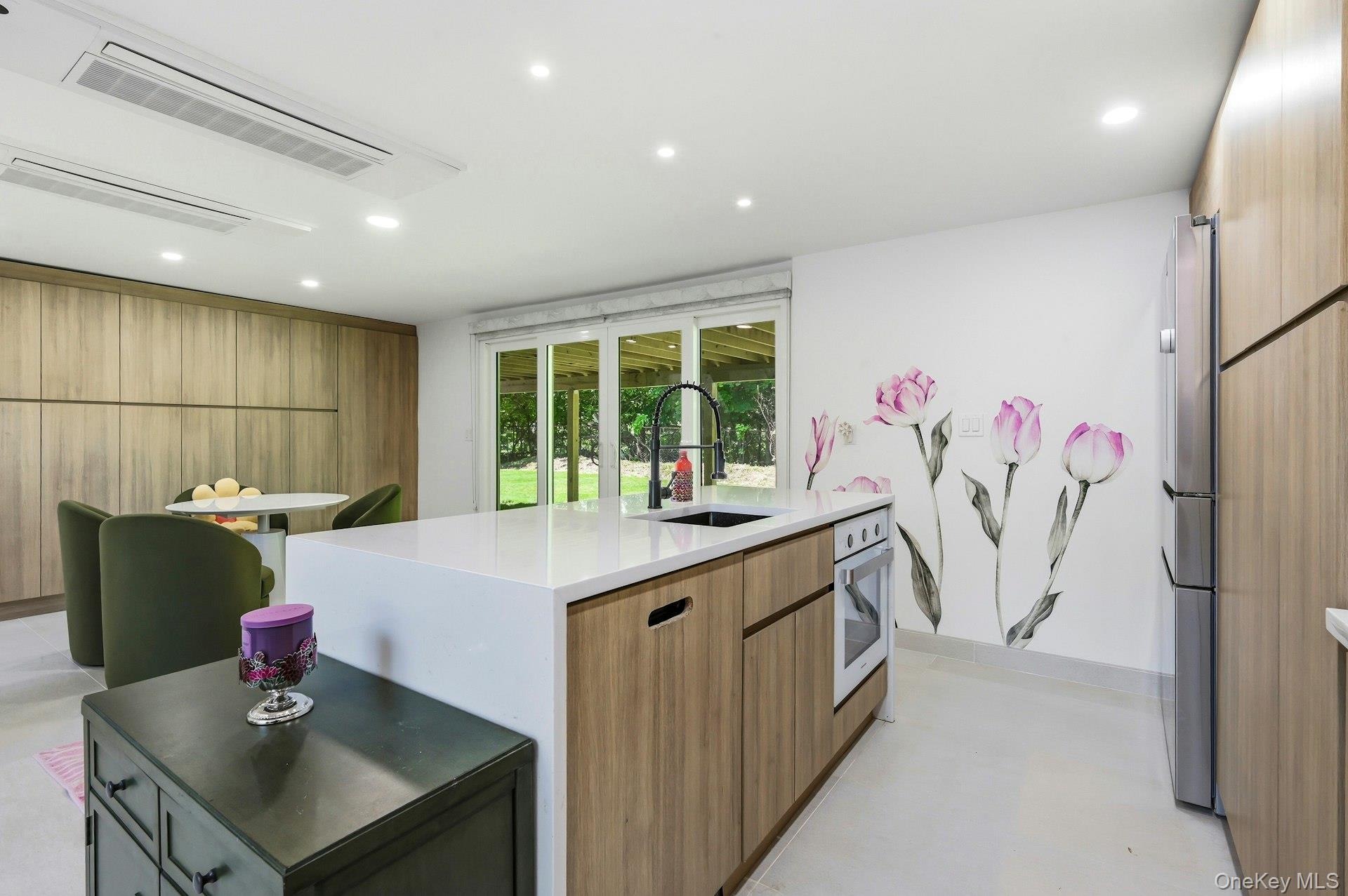 155 Brooklyn Avenue Property Photo 10
