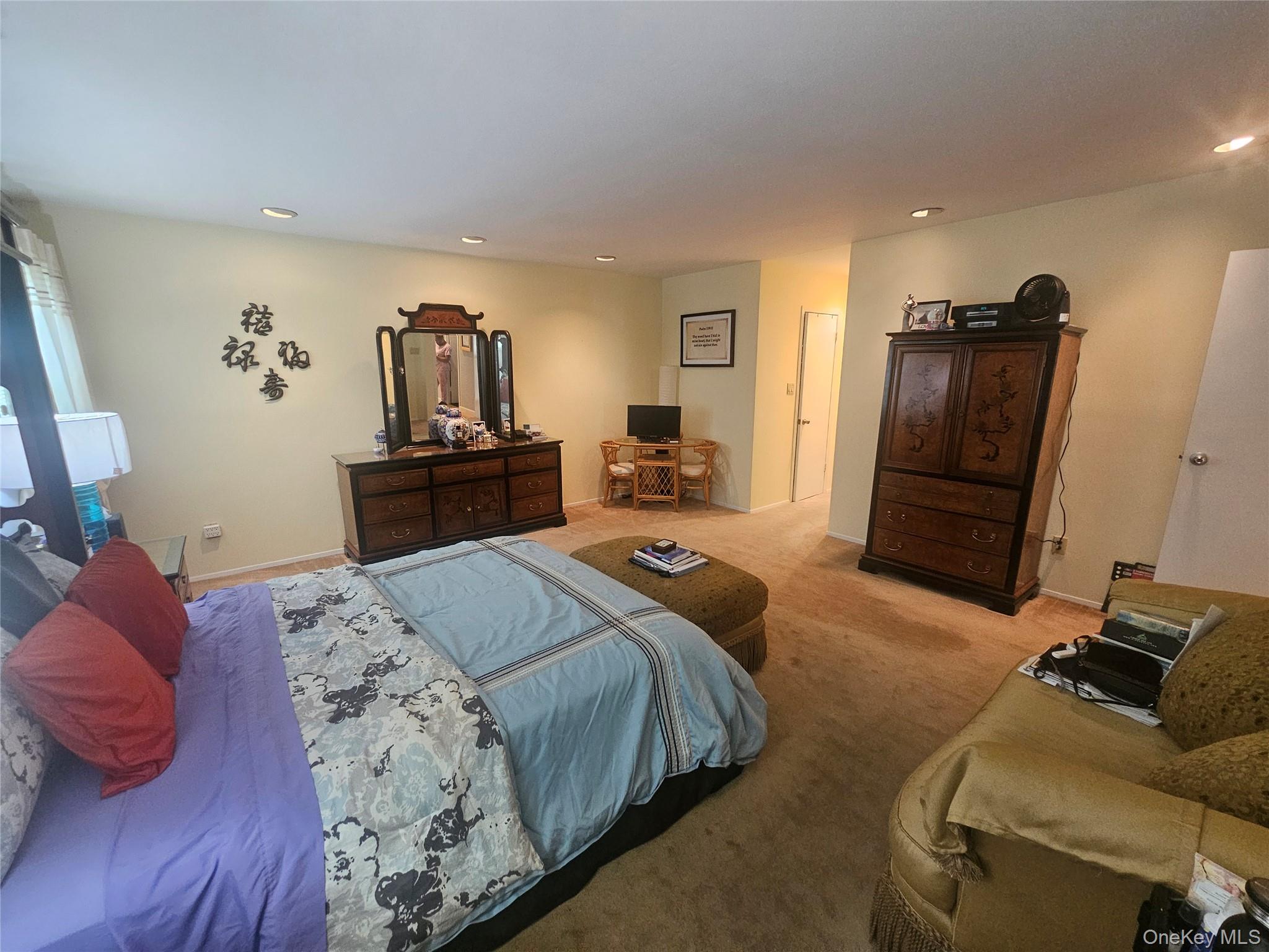 1337 Broadway C10 Property Photo 13
