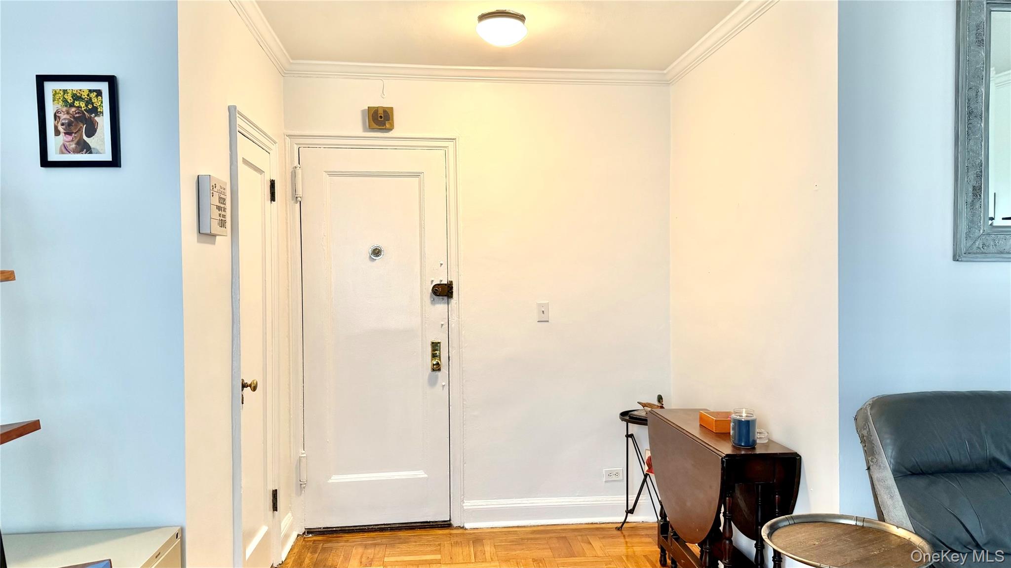 48-42 44th Street 6g Property Photo 1