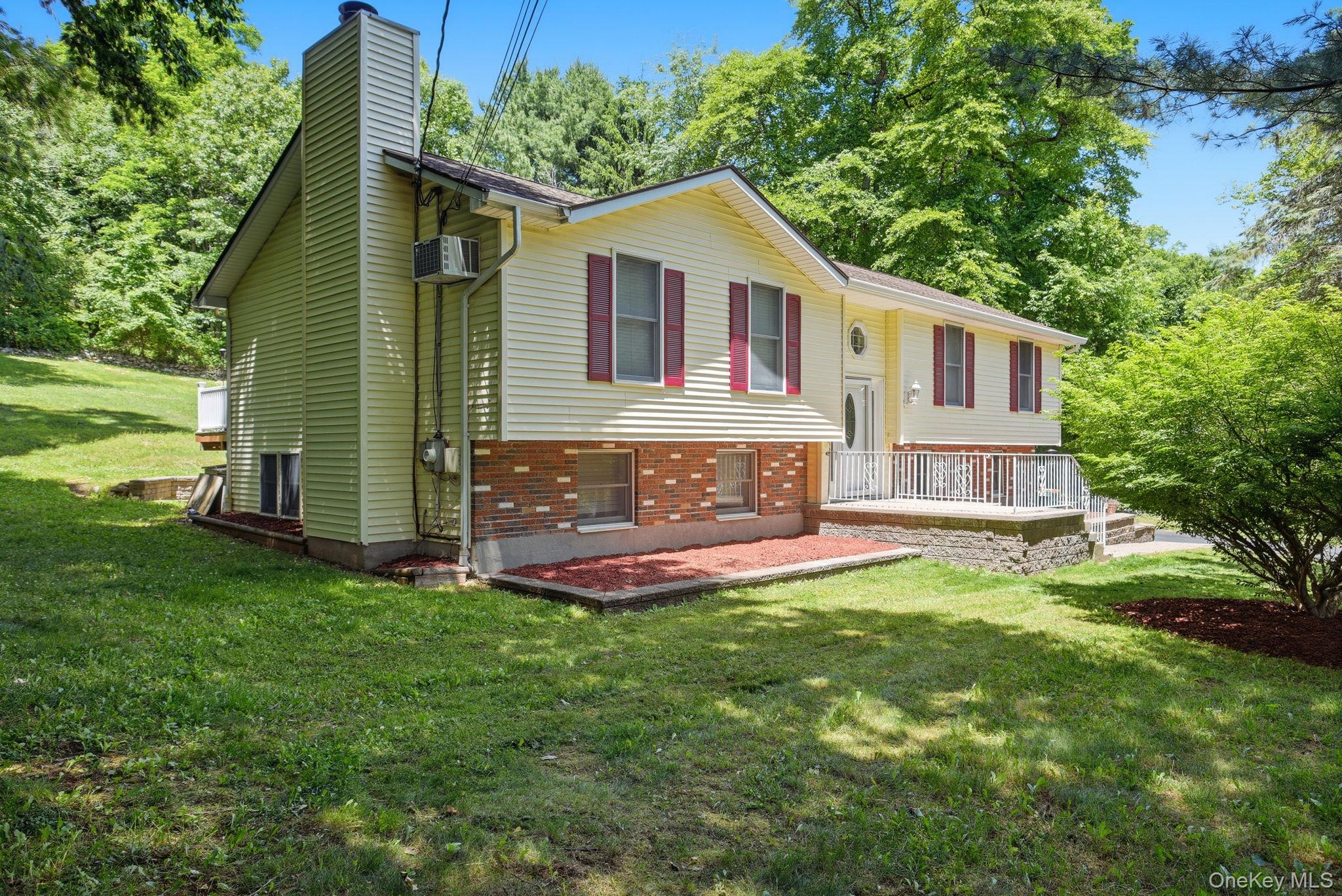 73 Kentview Drive Property Photo 2